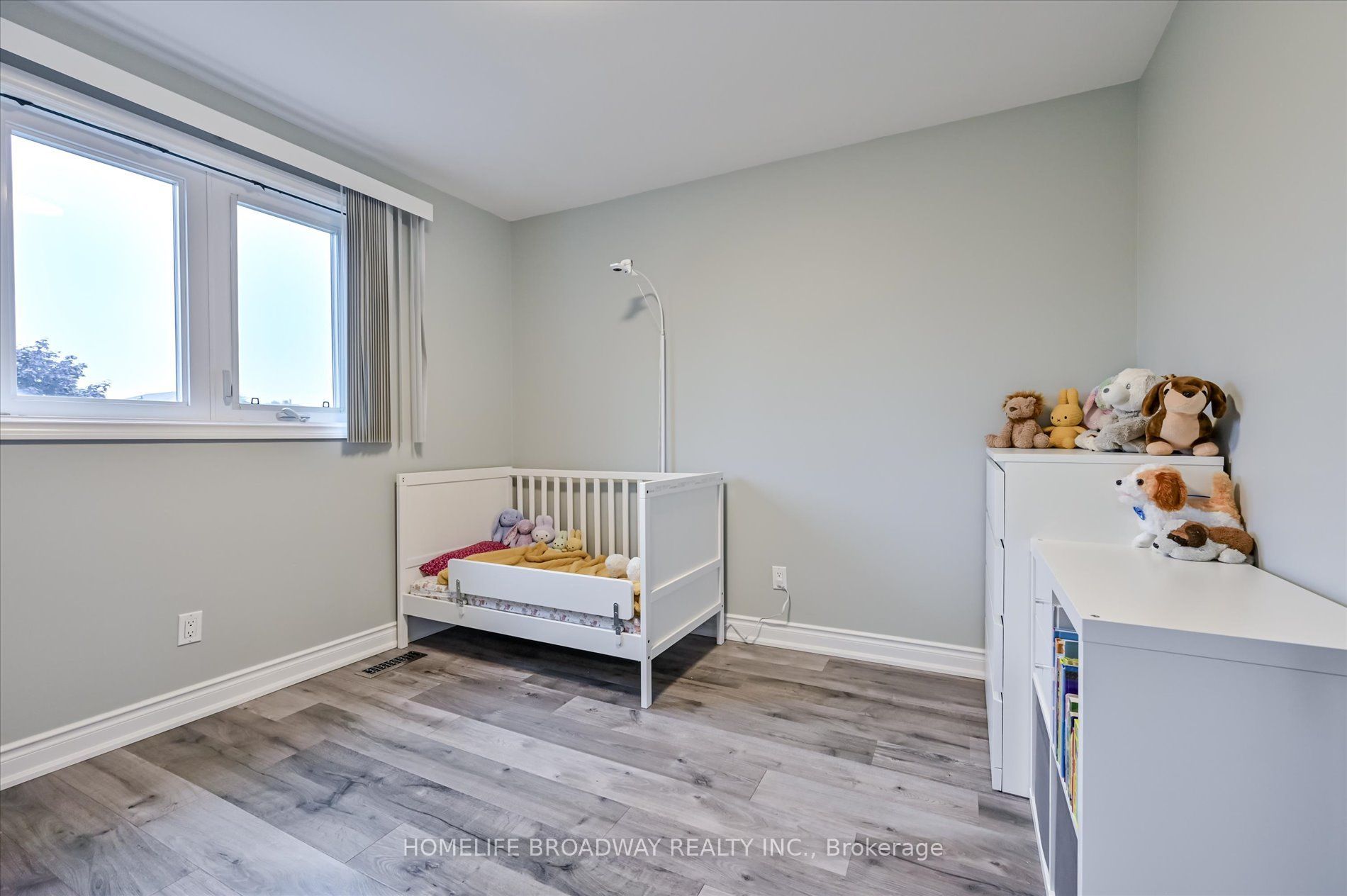 5532 Bourget Drive Property Photo 24
