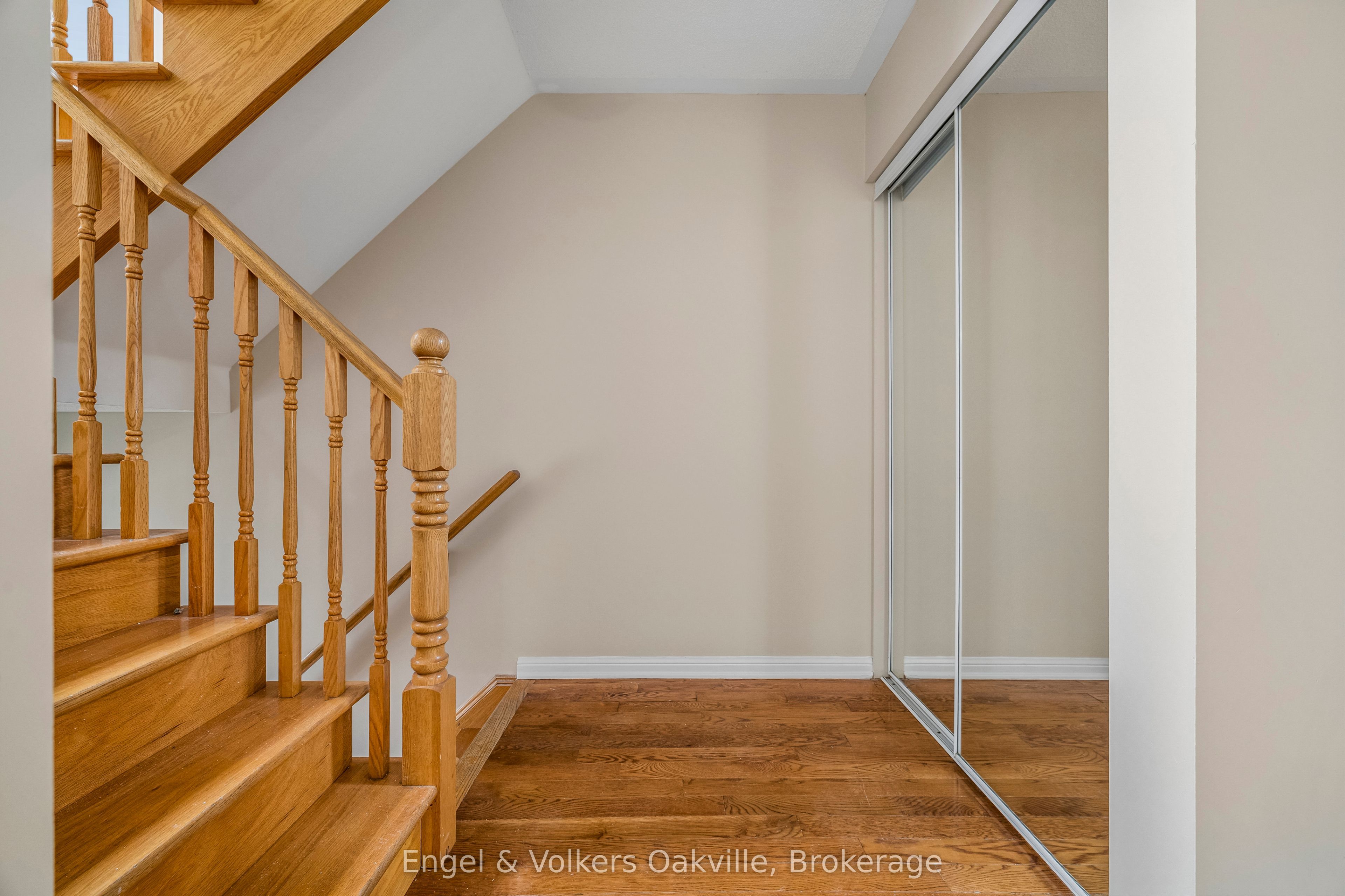 2408 Coho Way Property Photo 6