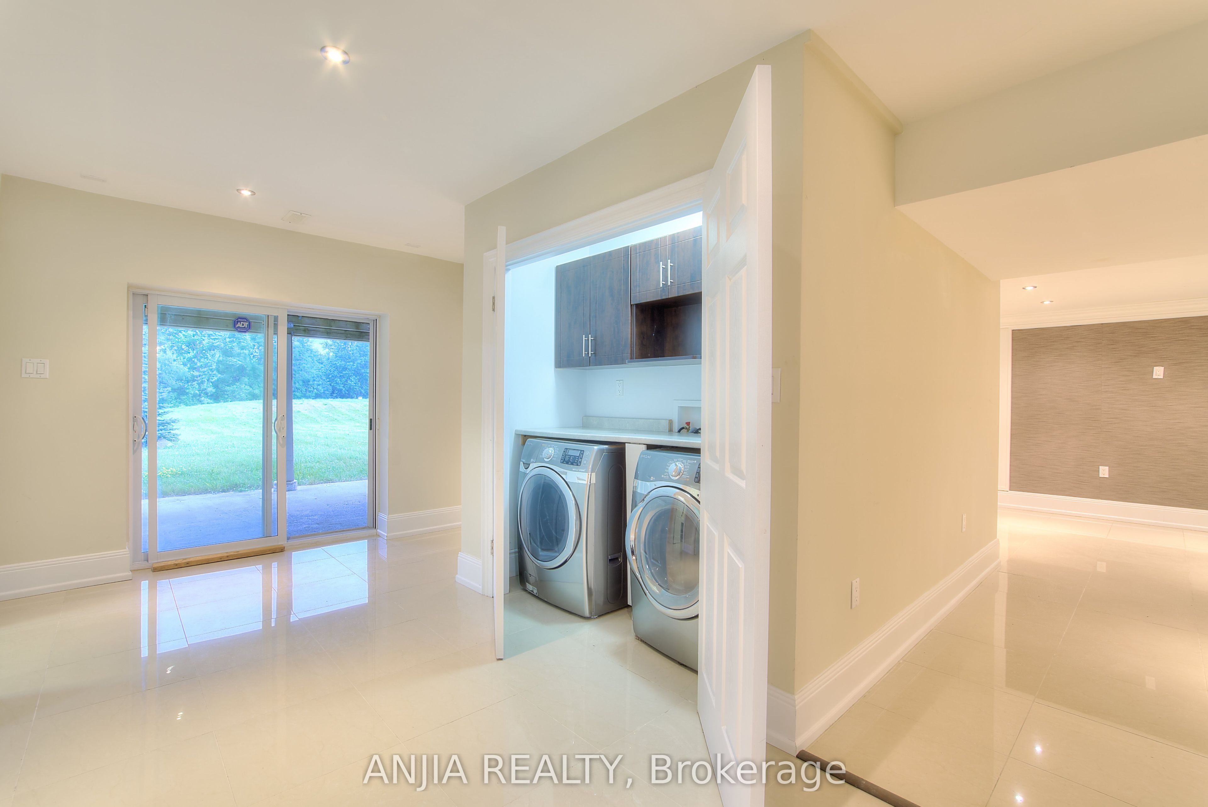 44 Bellini Avenue Property Photo 21