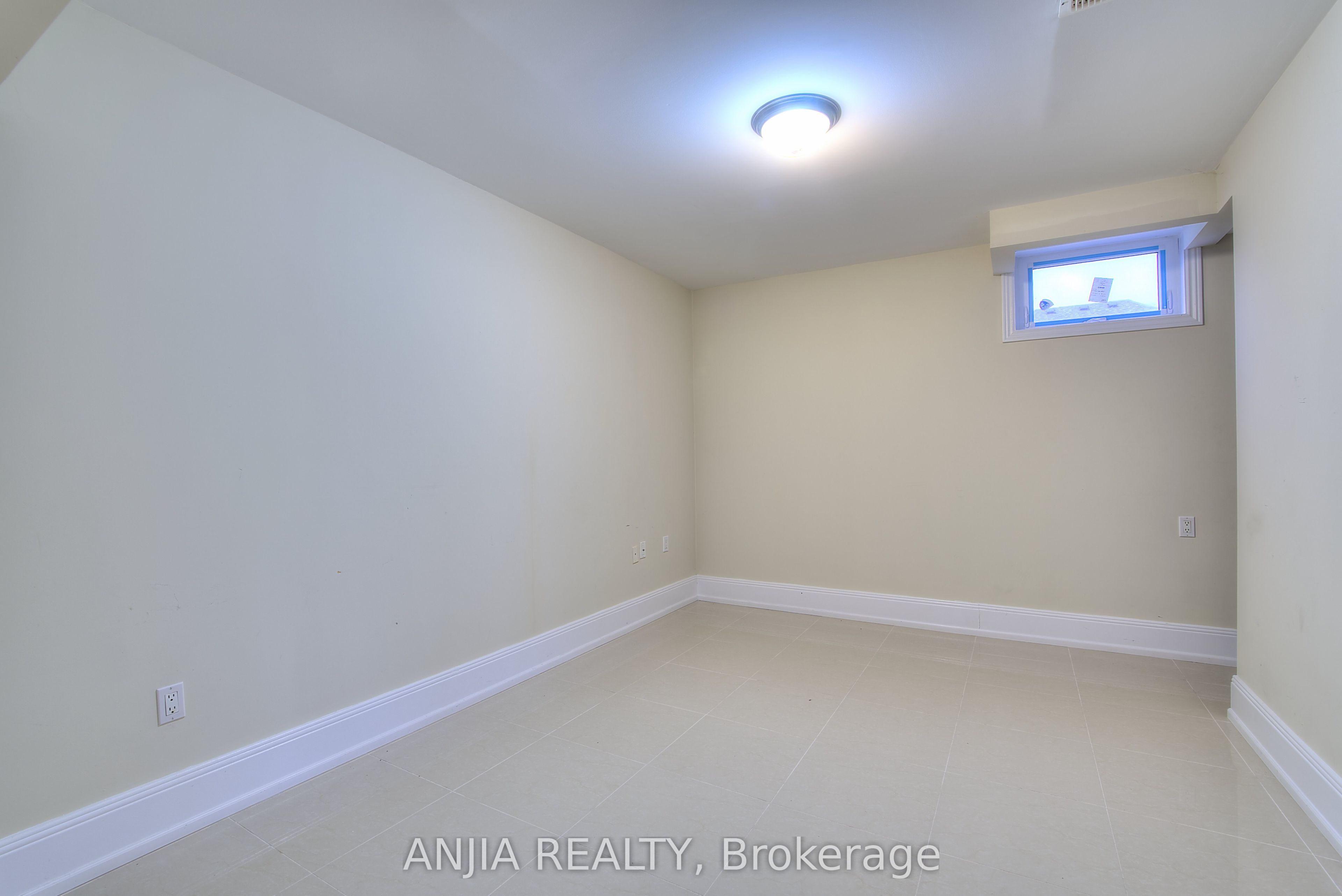 44 Bellini Avenue Property Photo 22