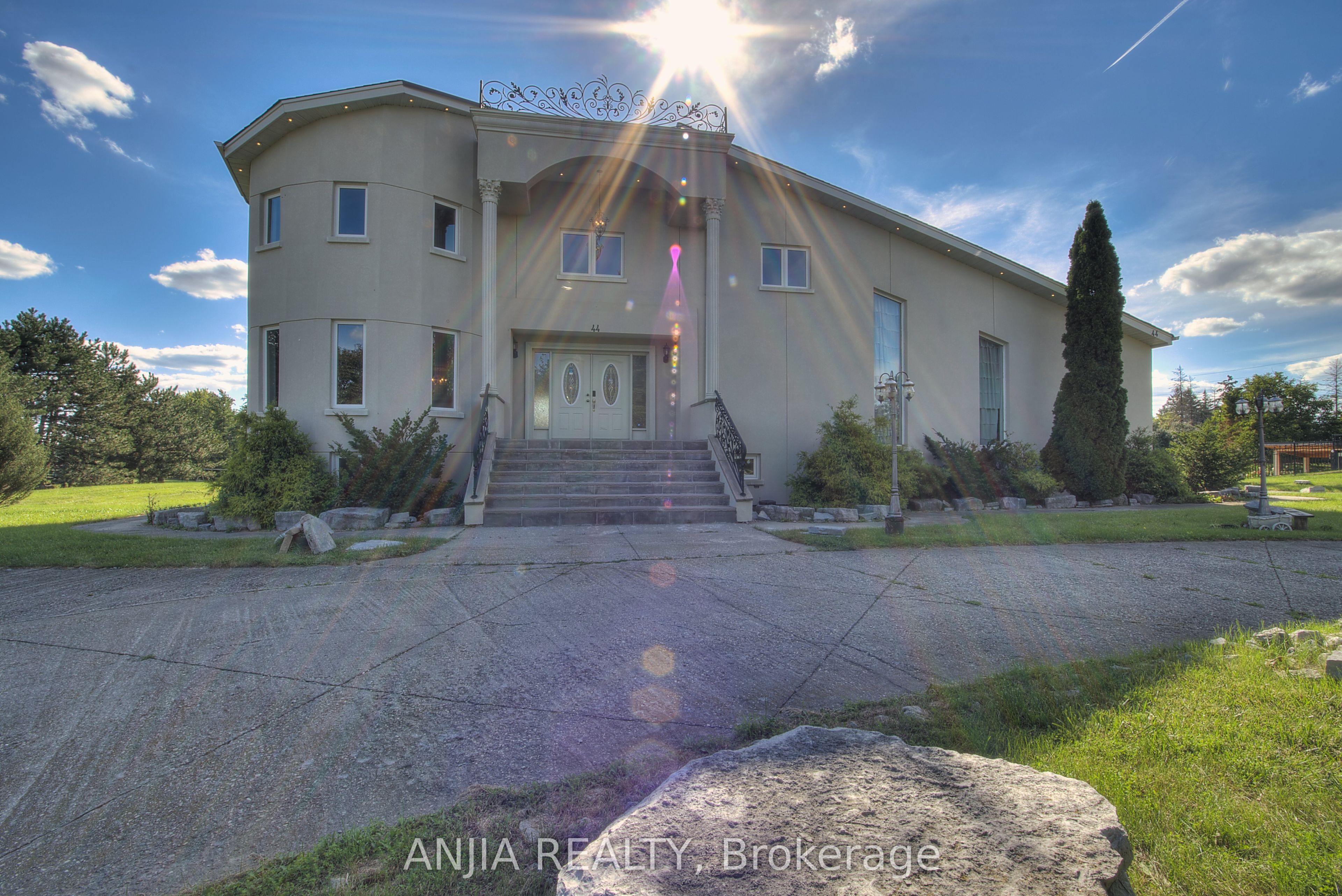 44 Bellini Avenue Property Photo 40