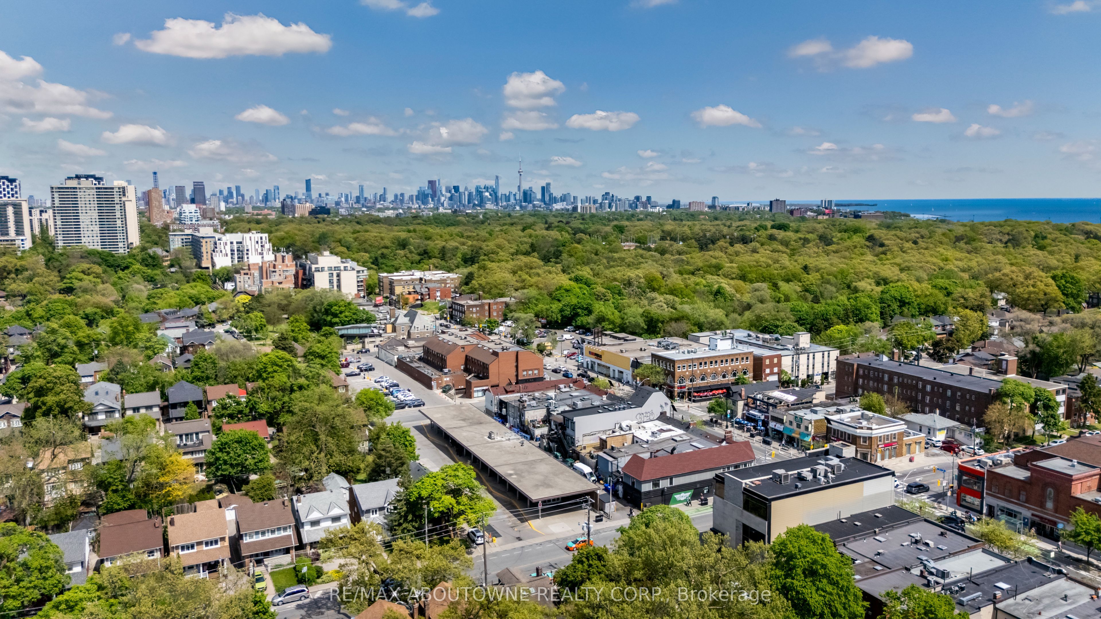 2218 Bloor Street W Property Photo 11