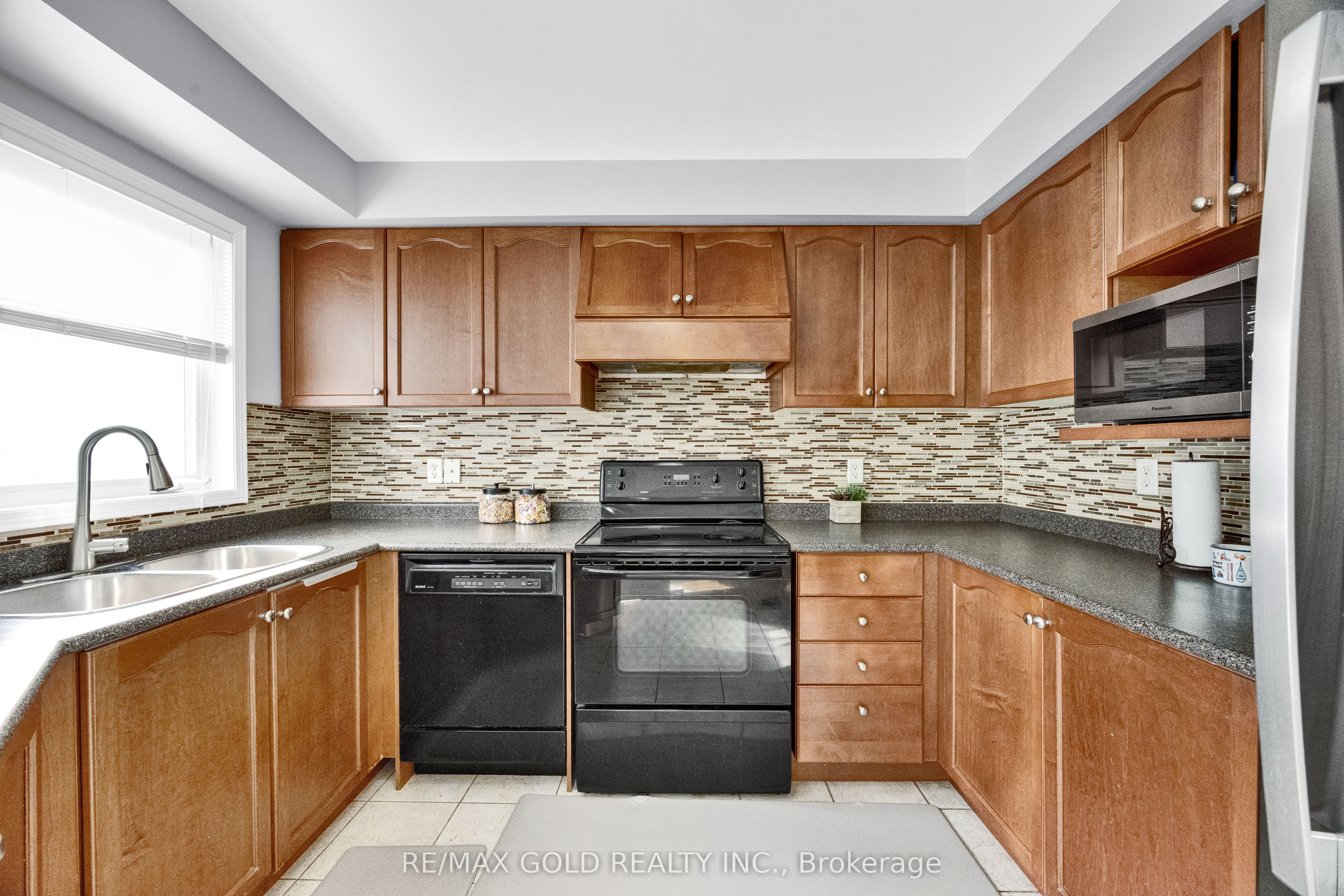 3 Marbleseed Crescent Property Photo 17