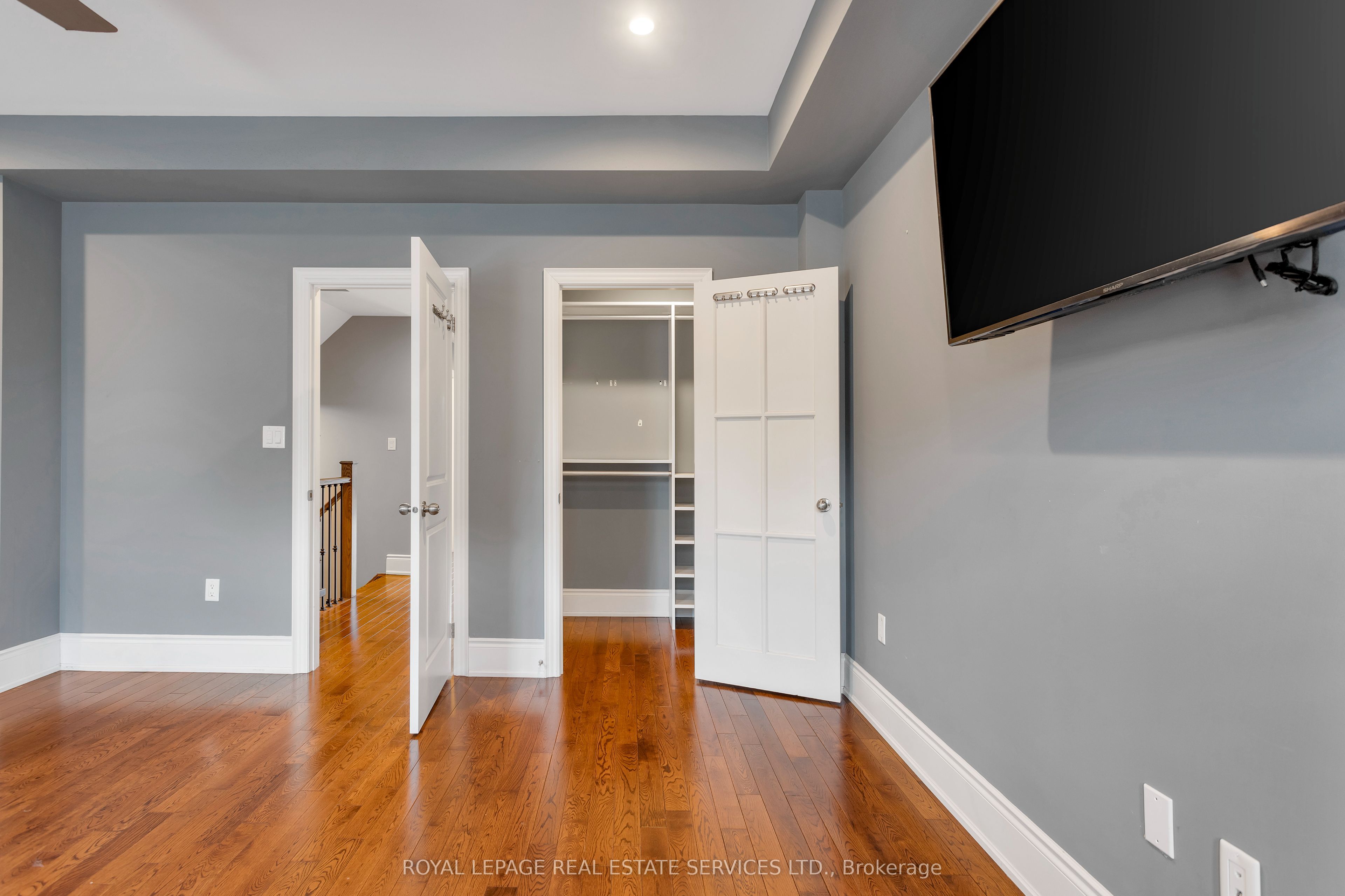 216 Rebecca Street Property Photo 19