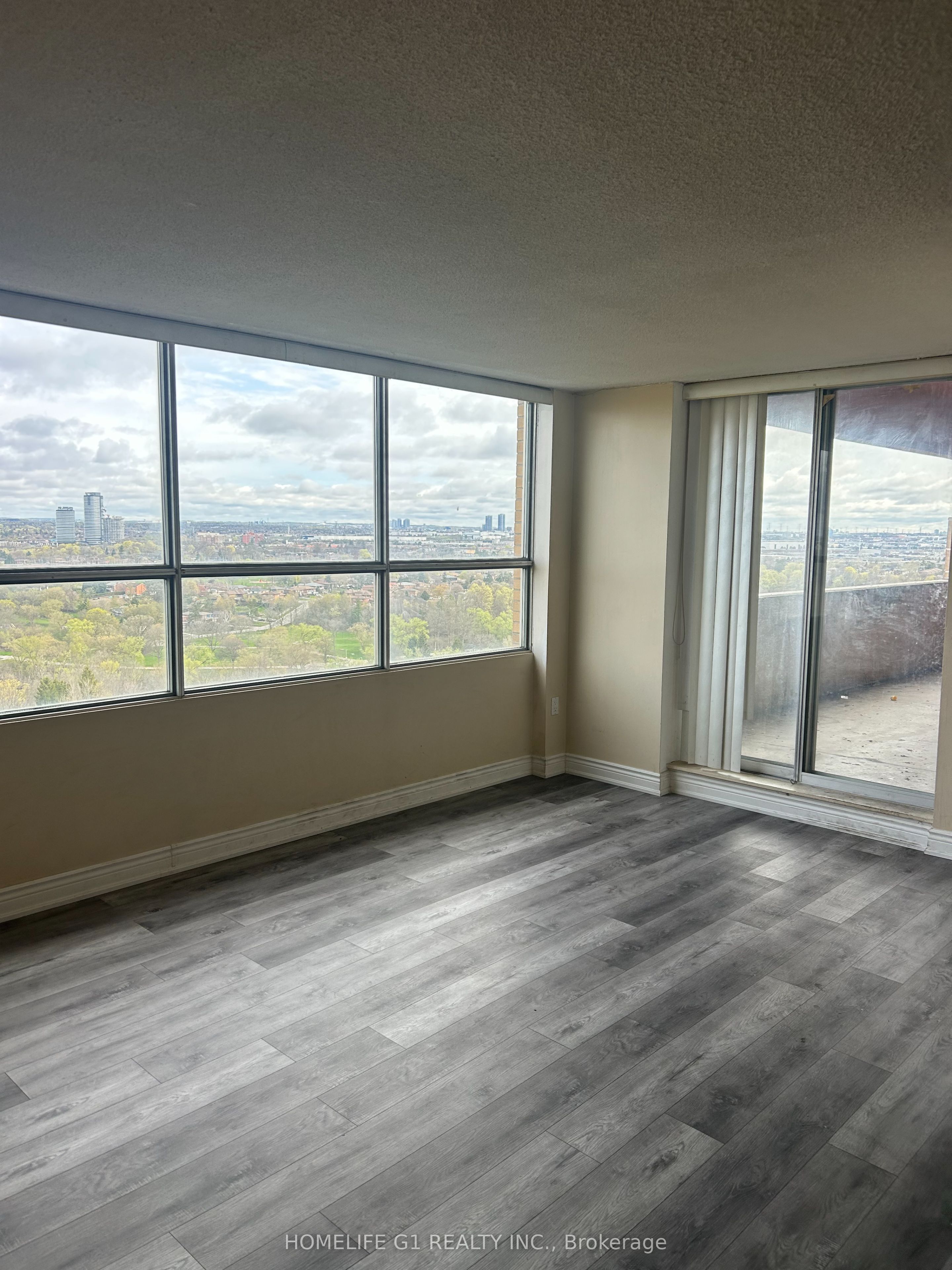 40 Panorama Court 1803 Property Photo 1
