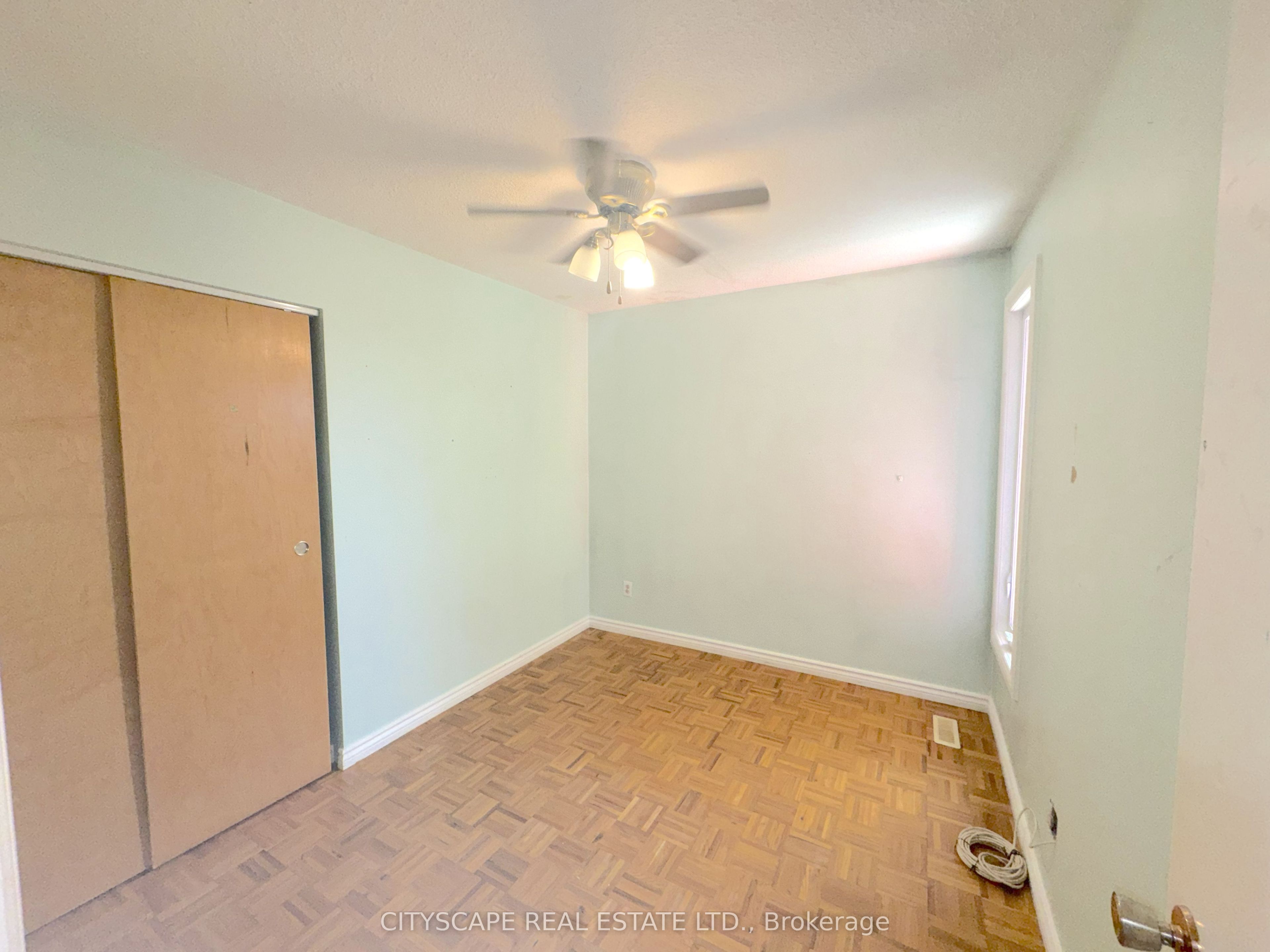 6087 Featherhead Crescent Property Photo 16