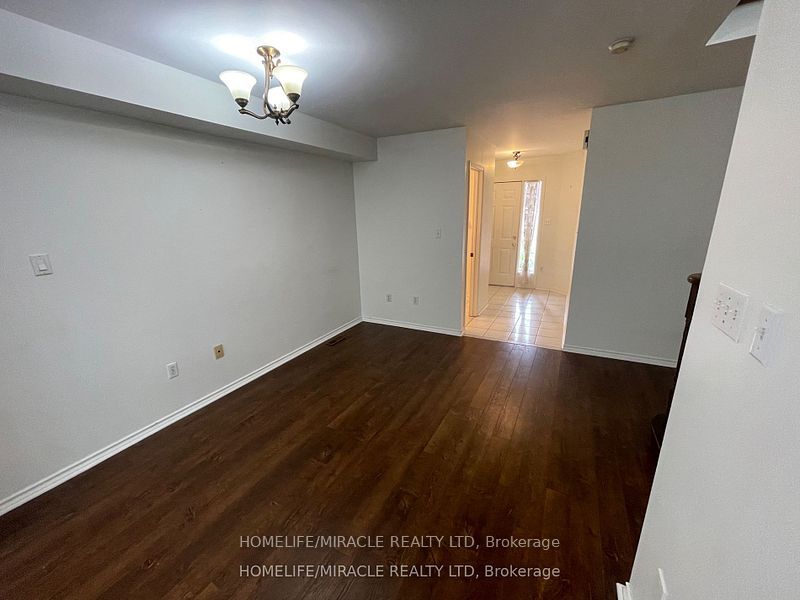 10 Cherrytree Drive 6 Property Photo 8