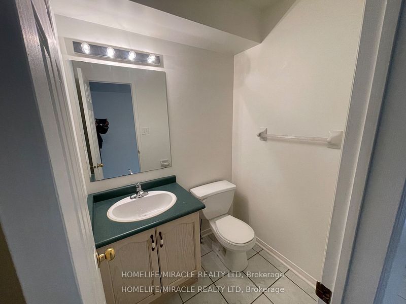 10 Cherrytree Drive 6 Property Photo 9
