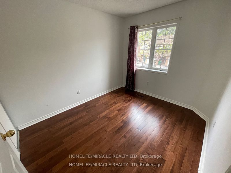 10 Cherrytree Drive 6 Property Photo 15