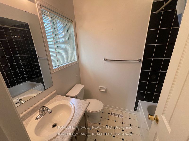 10 Cherrytree Drive 6 Property Photo 25