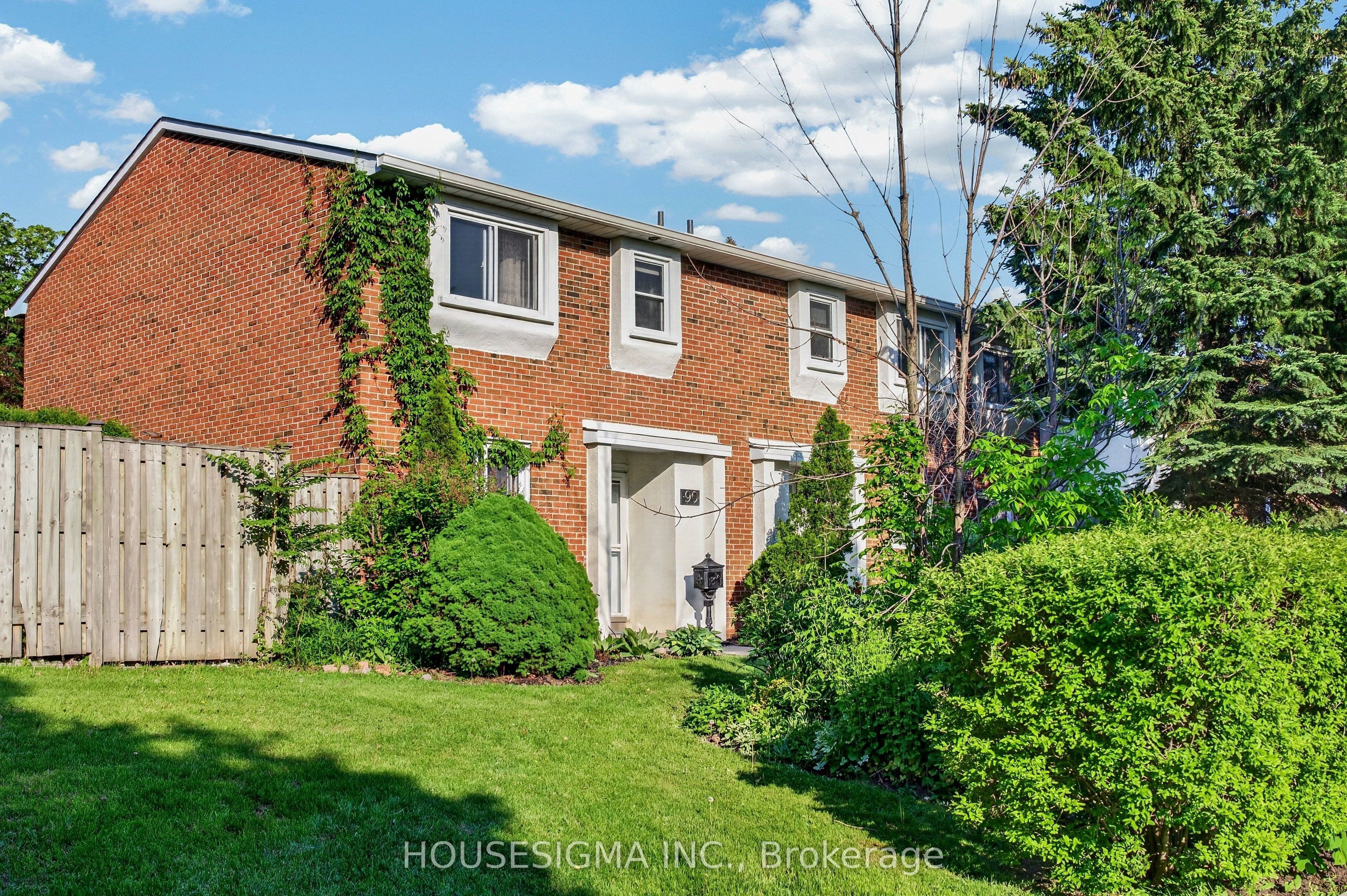 15 Centennial Park Road S 90 Property Photo 1