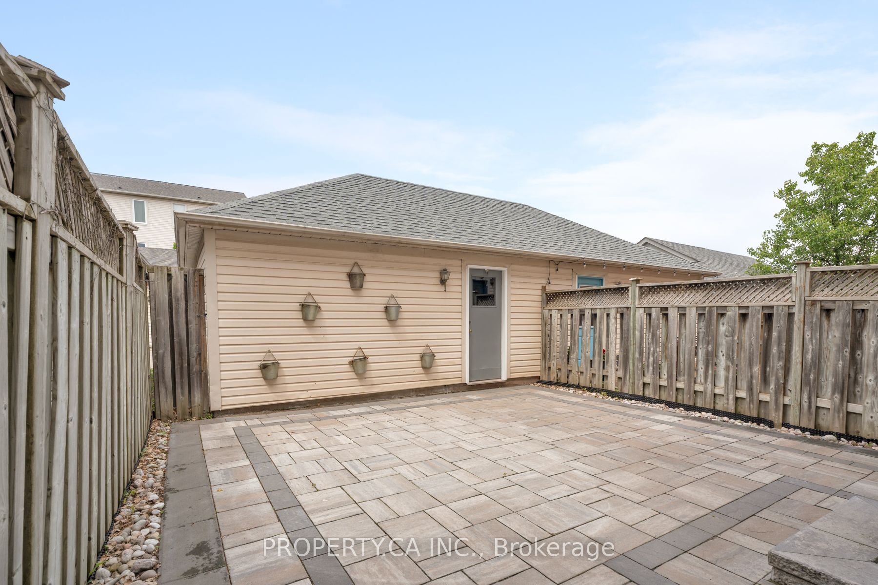 173 Littlewood Drive Property Photo 26