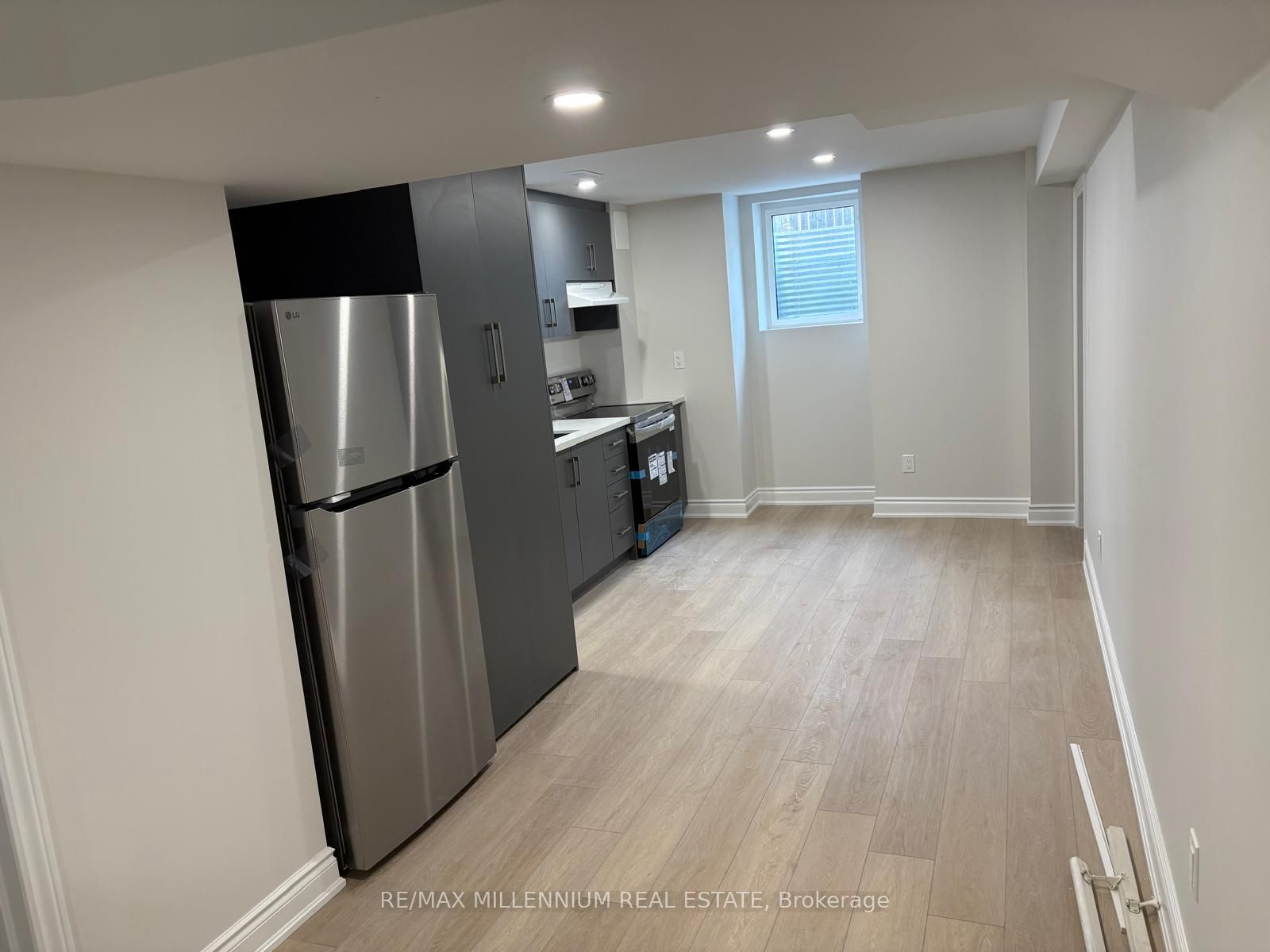 66 Attview Crescent Property Photo 2