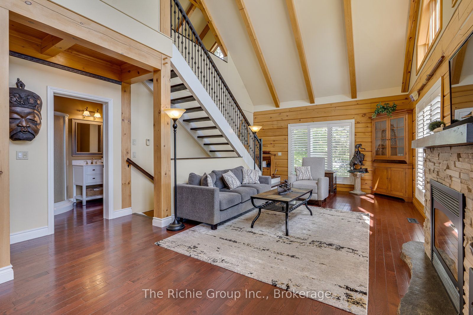 143 Green Lake Road W Property Photo 12
