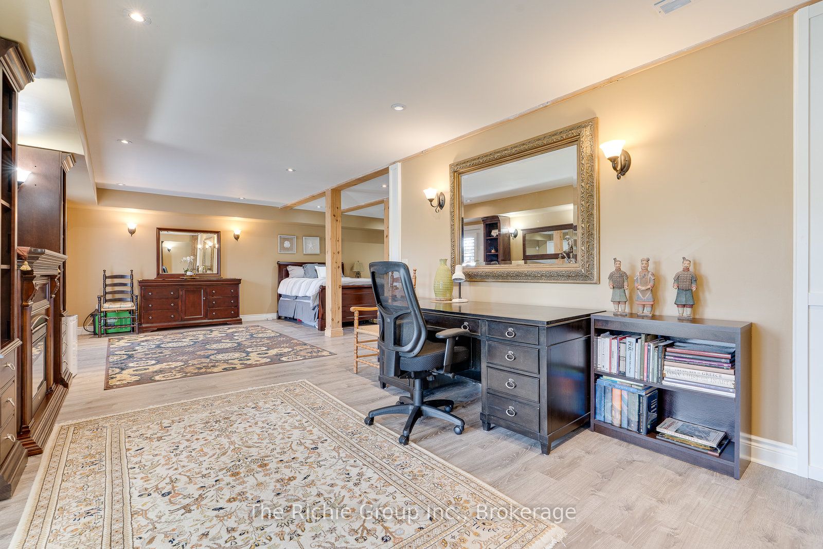 143 Green Lake Road W Property Photo 21