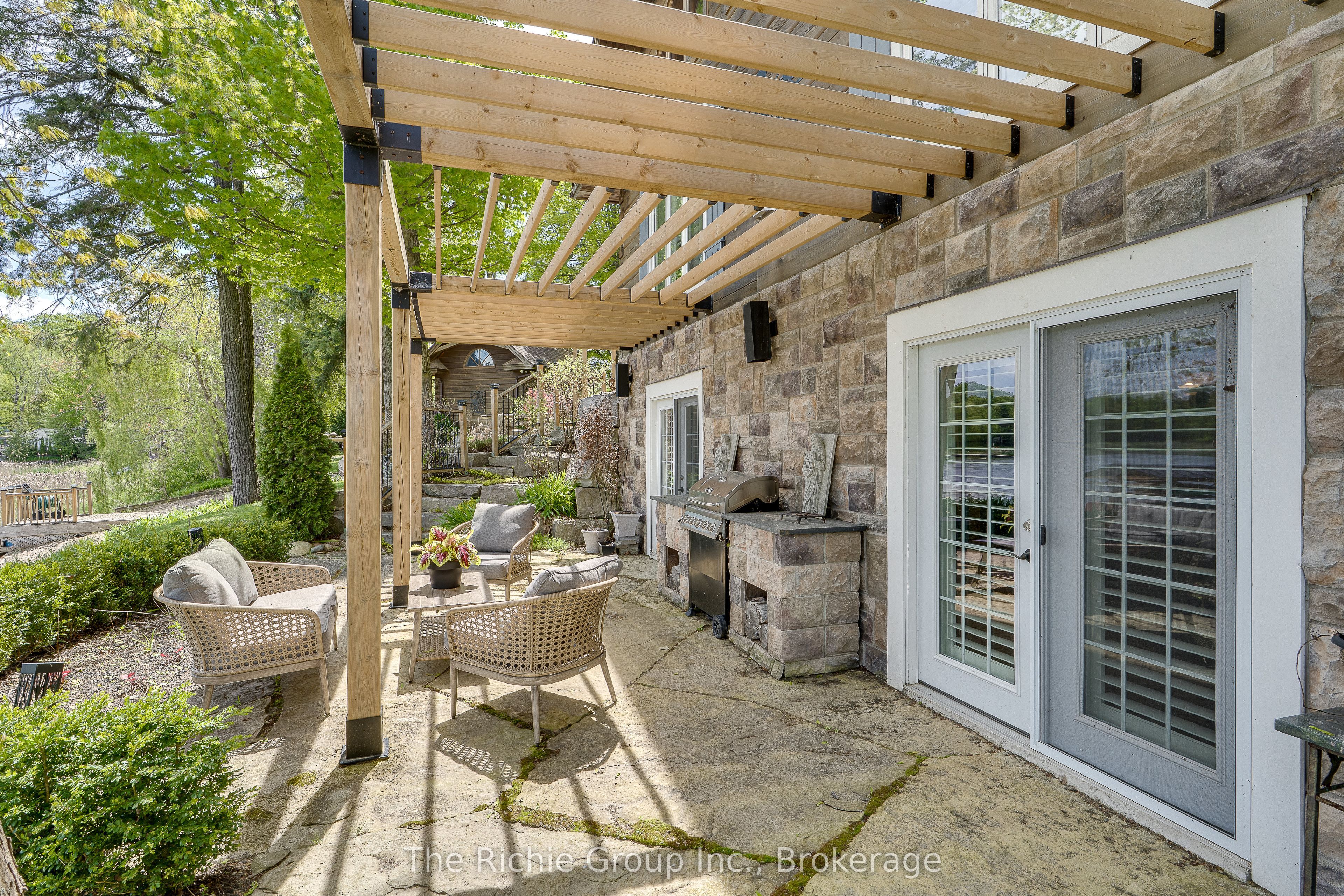 143 Green Lake Road W Property Photo 24