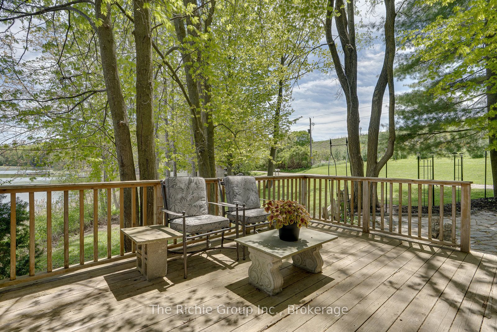143 Green Lake Road W Property Photo 26