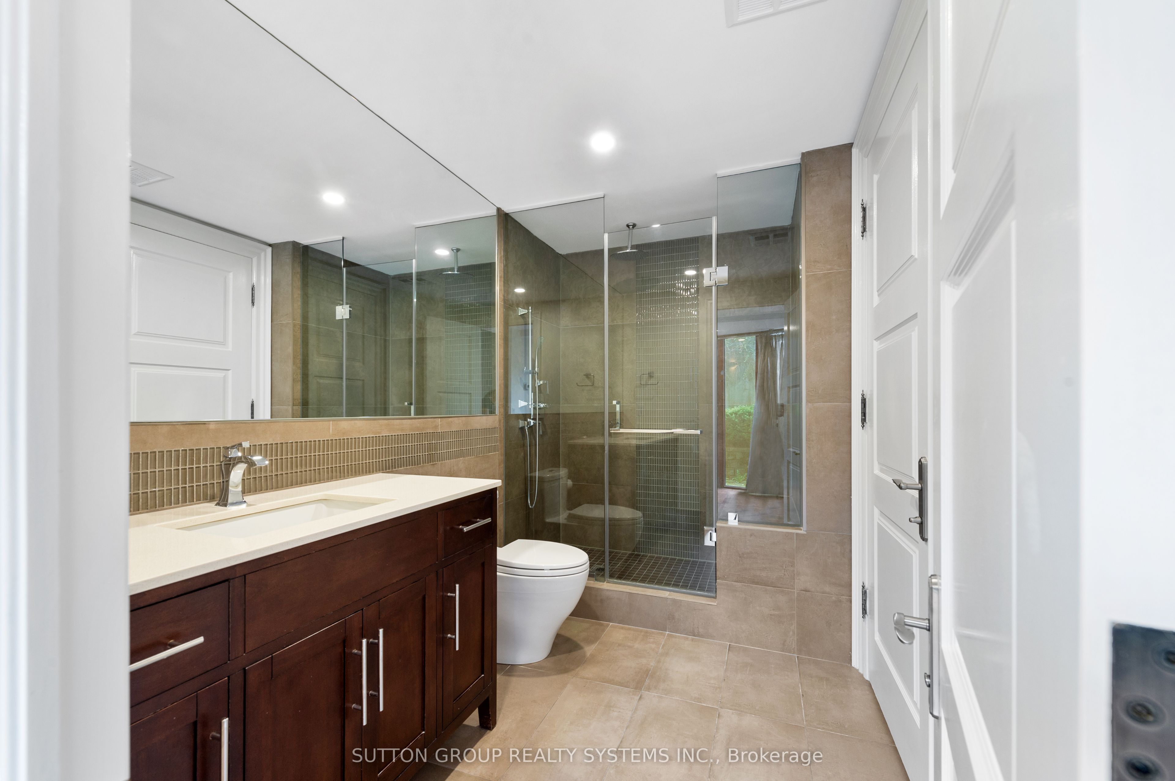 2095 Lake Shore Boulevard W 102 Property Photo 20