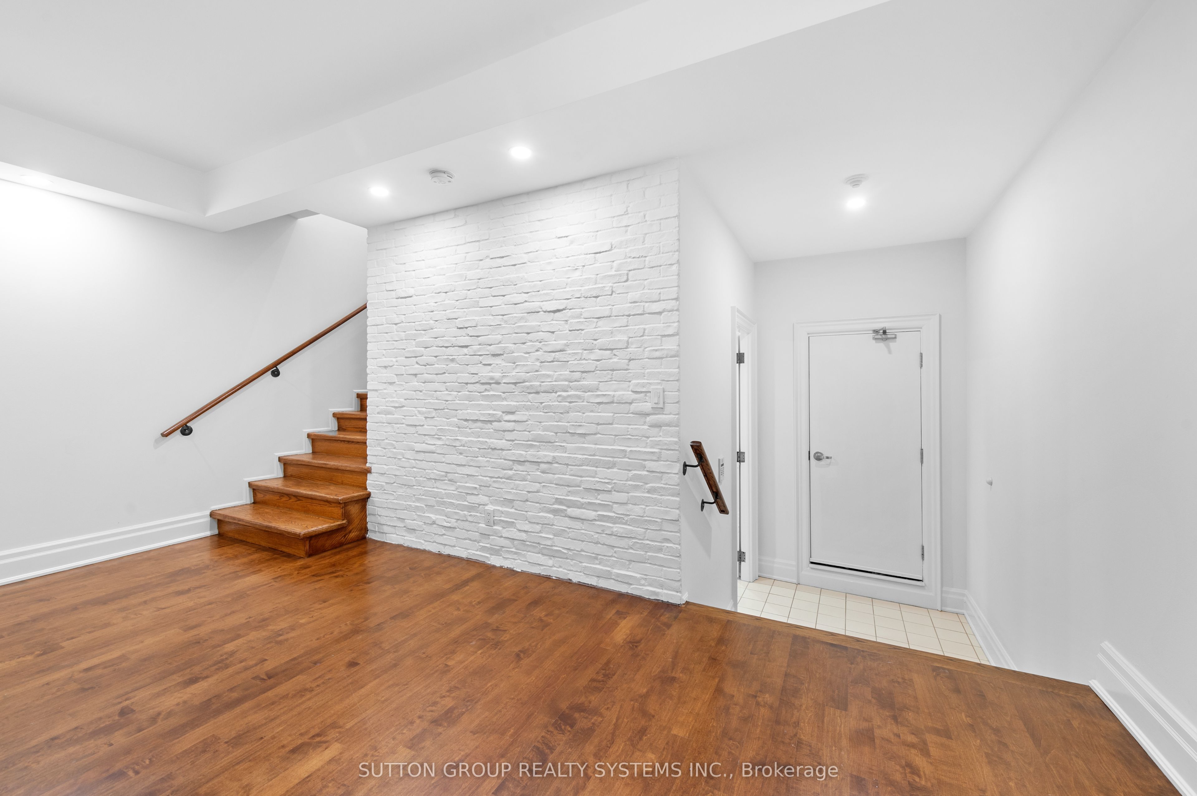 2095 Lake Shore Boulevard W 102 Property Photo 25