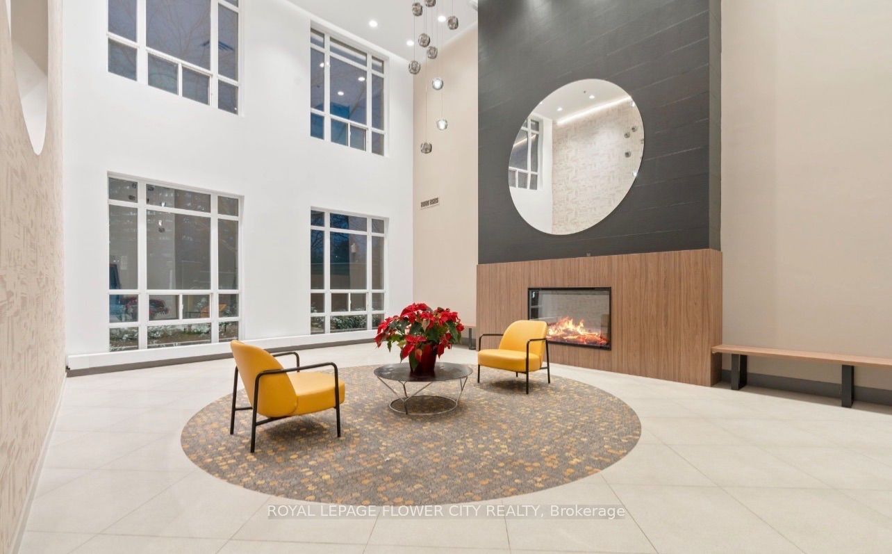 90 Absolute Avenue 1405 Property Photo 10