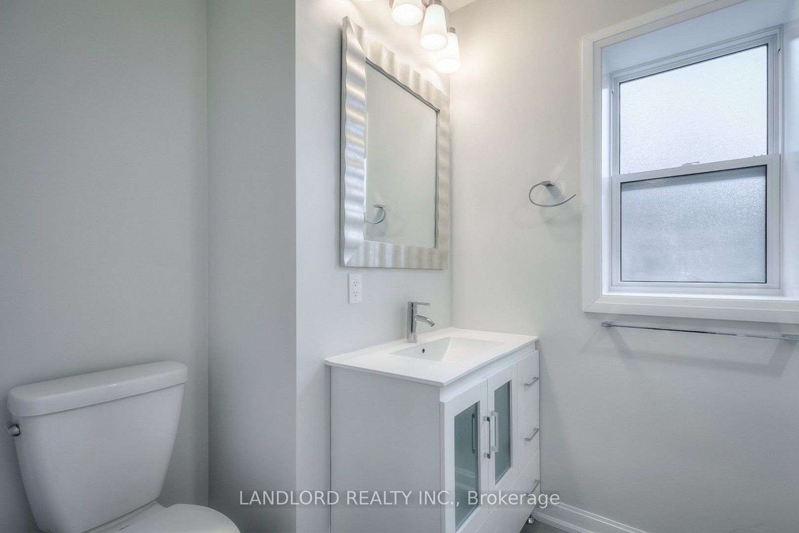 82 Parkway Avenue Property Photo 10