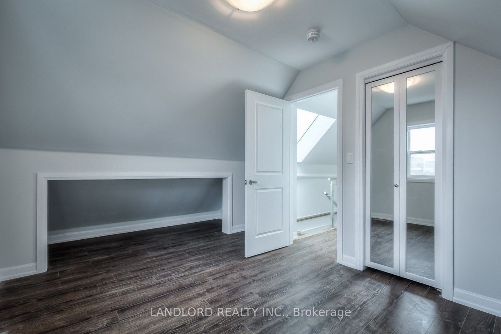 82 Parkway Avenue Property Photo 13
