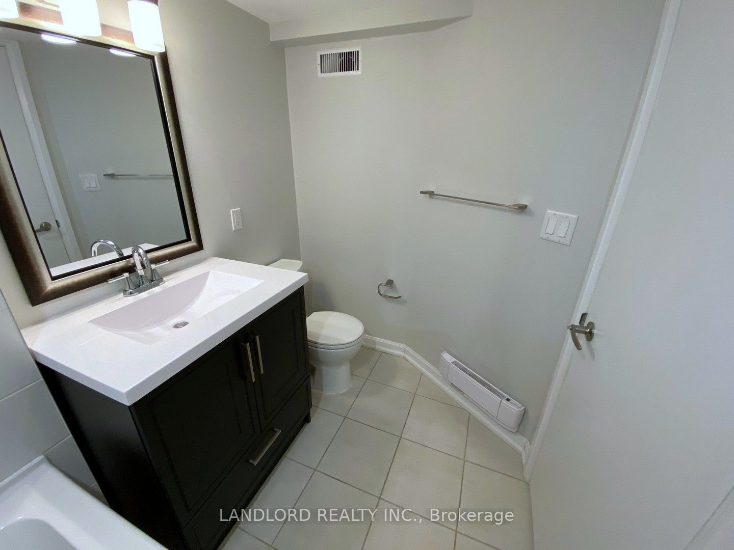 82 Parkway Avenue Property Photo 37