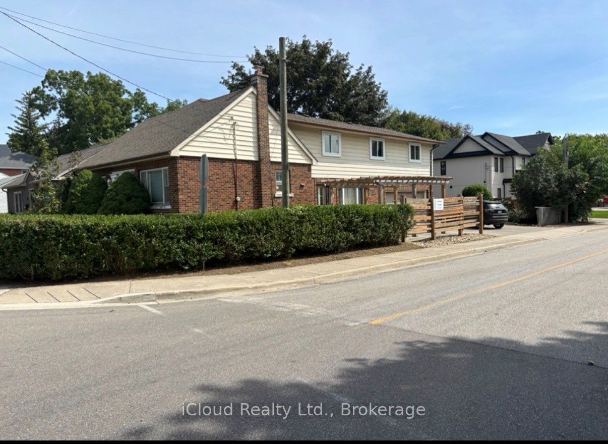 320 Pine Street Property Photo 1