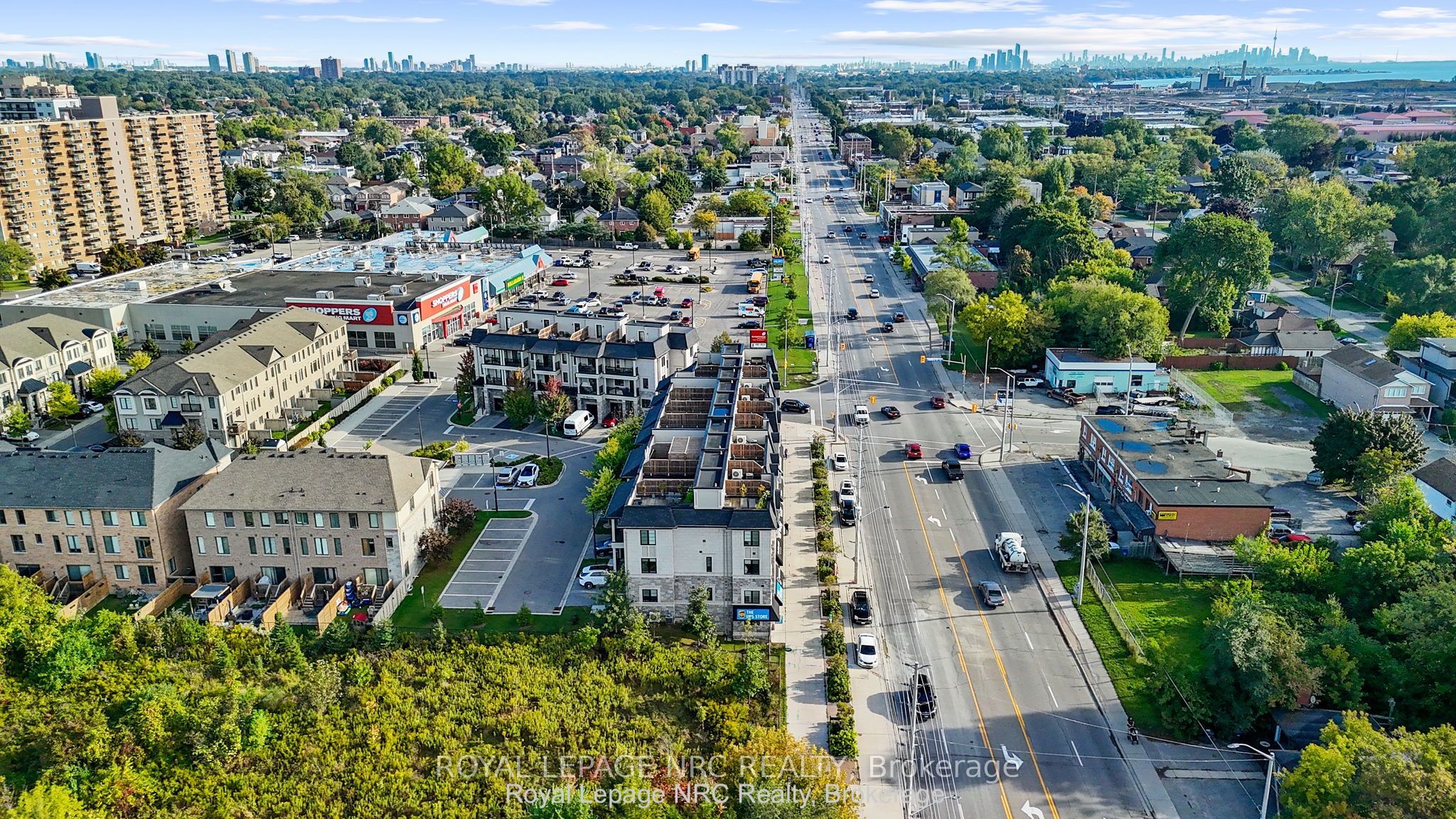 559 Lakeshore Road E Property Photo 15