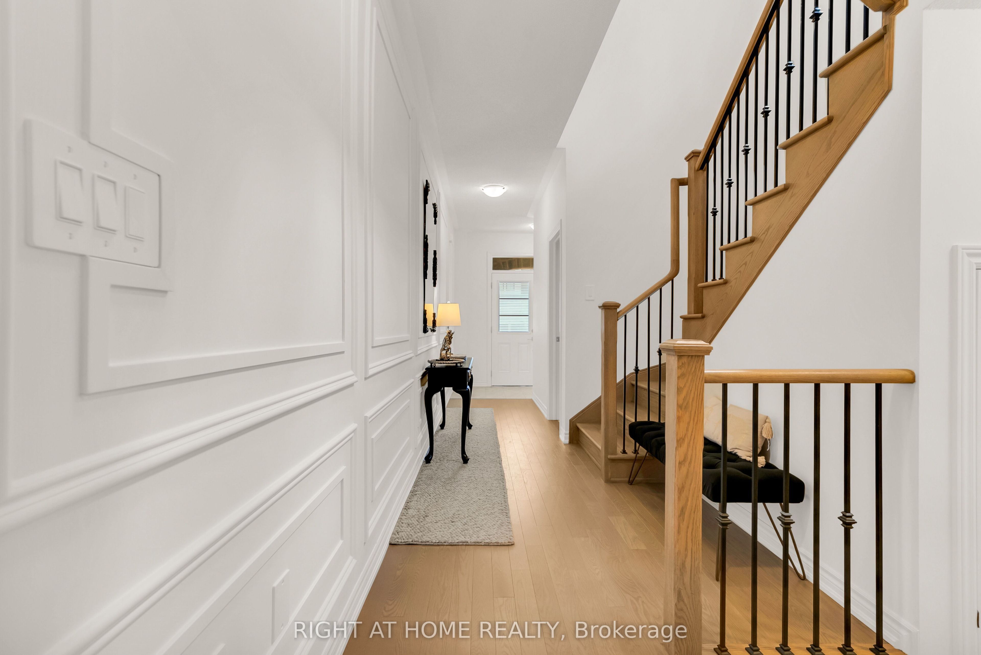 1544 Buttercup Court Property Photo 4