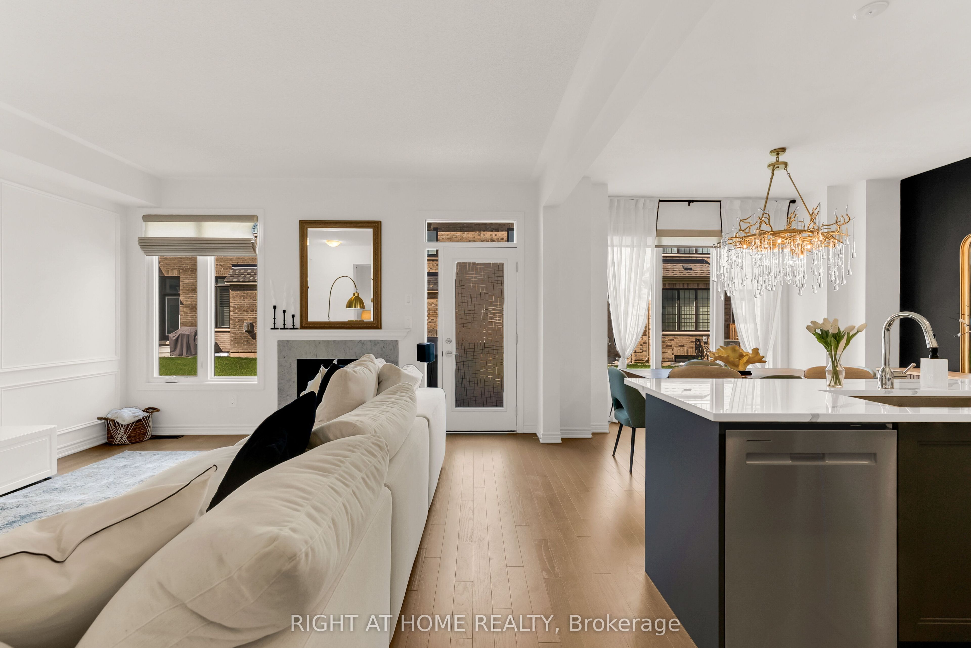 1544 Buttercup Court Property Photo 10