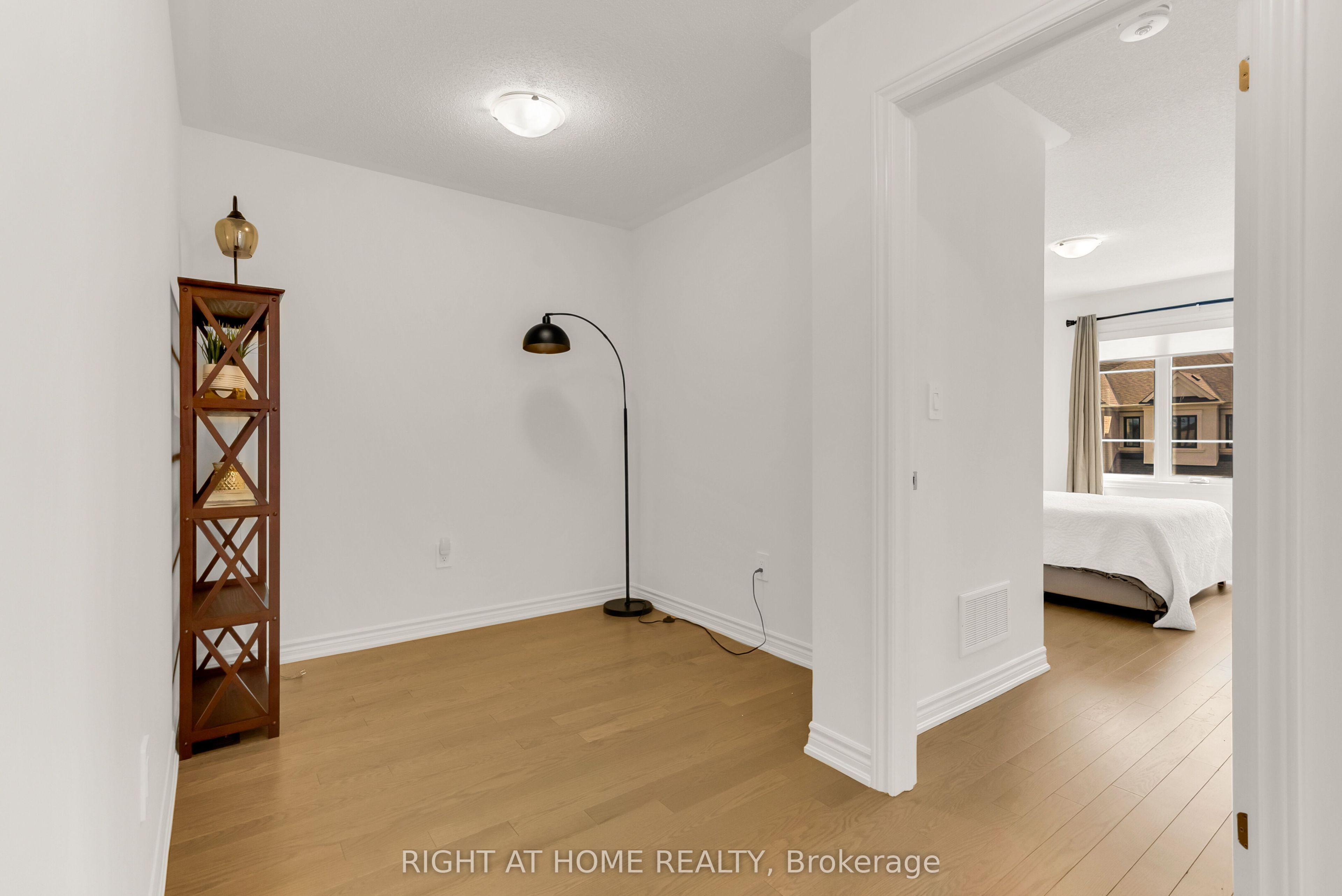 1544 Buttercup Court Property Photo 33