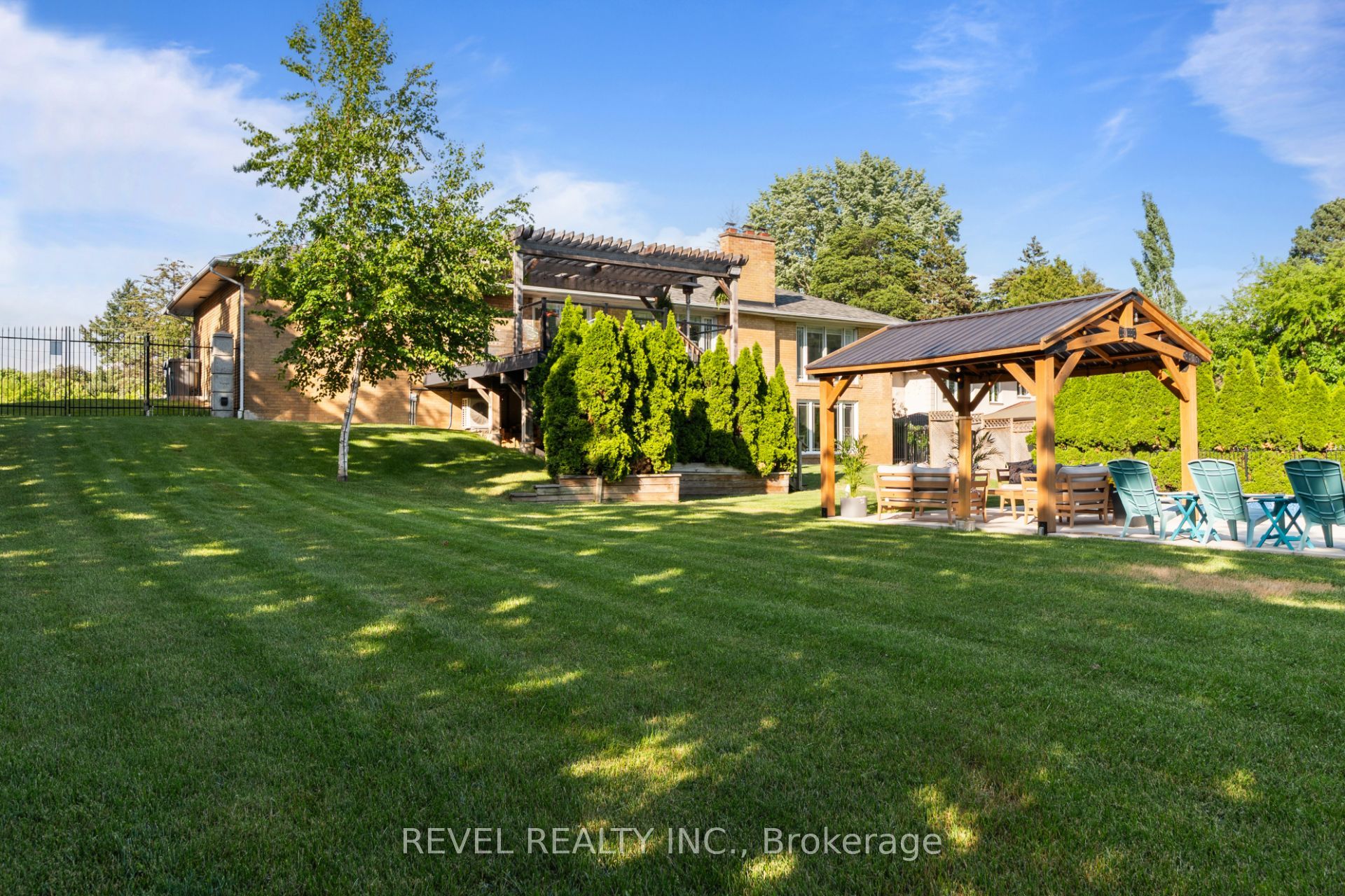 1648 Crediton Parkway Property Photo 39