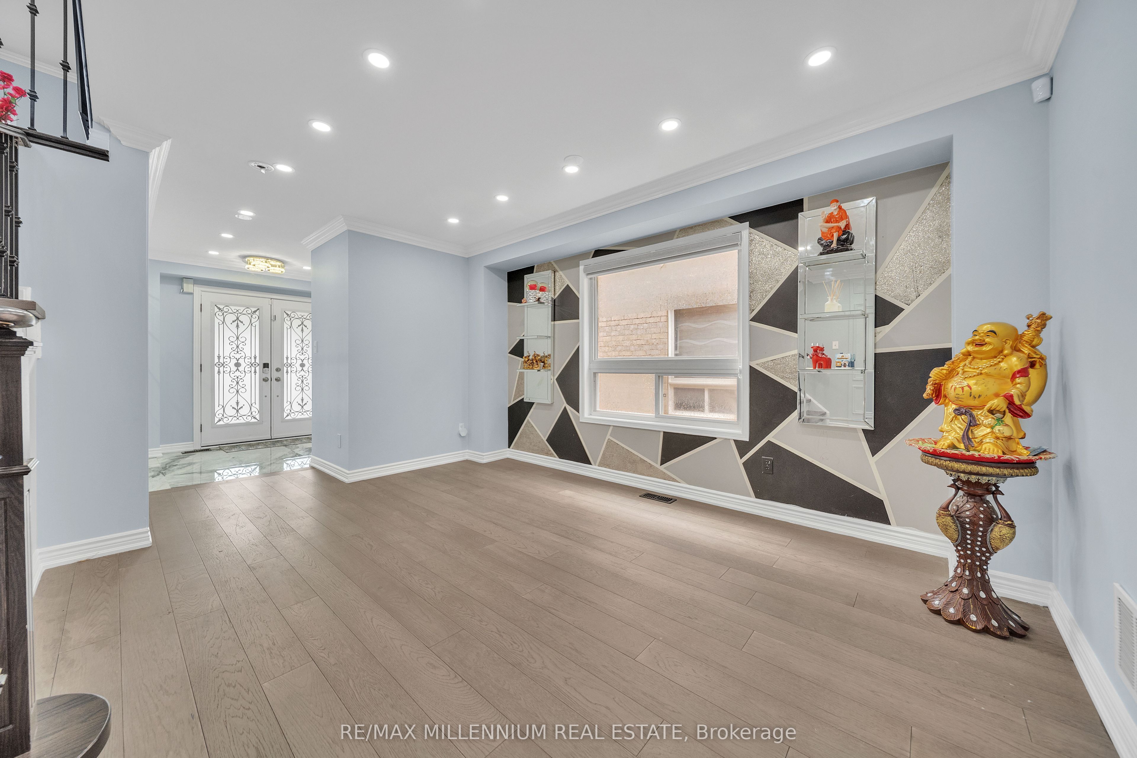 54 Buick Boulevard Property Photo 7