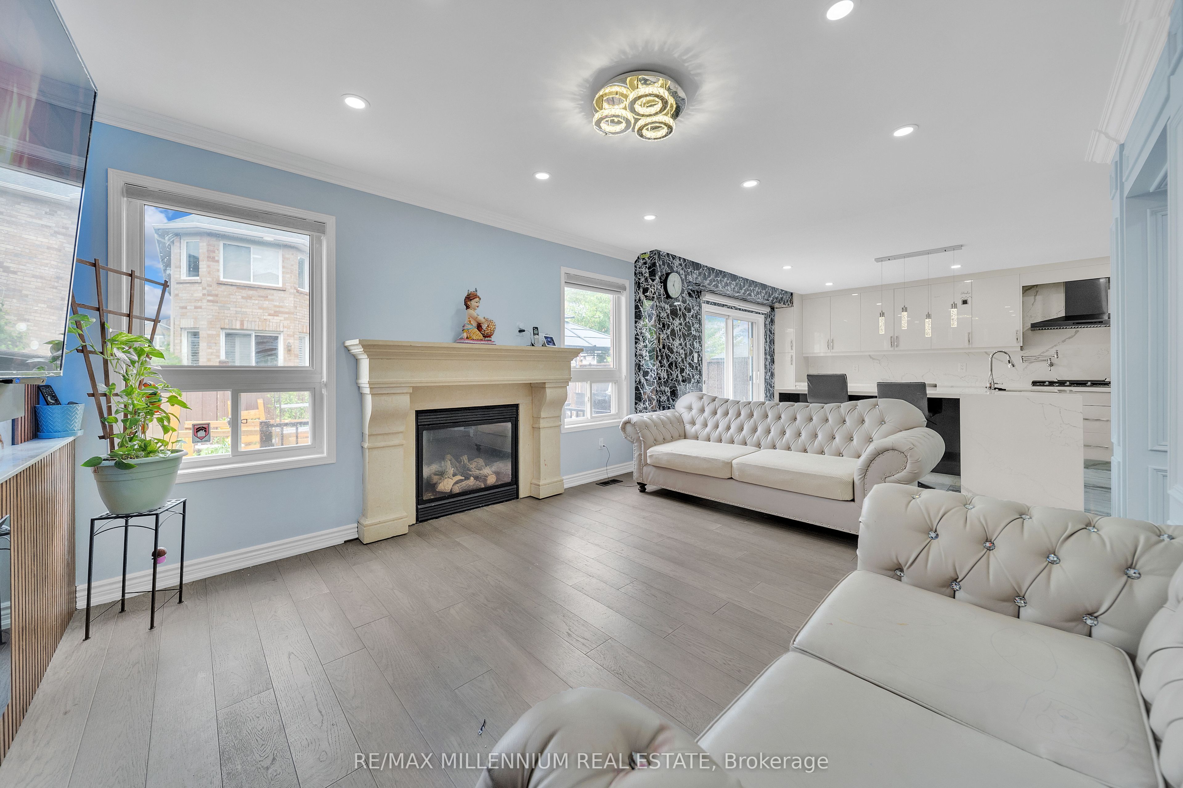 54 Buick Boulevard Property Photo 11