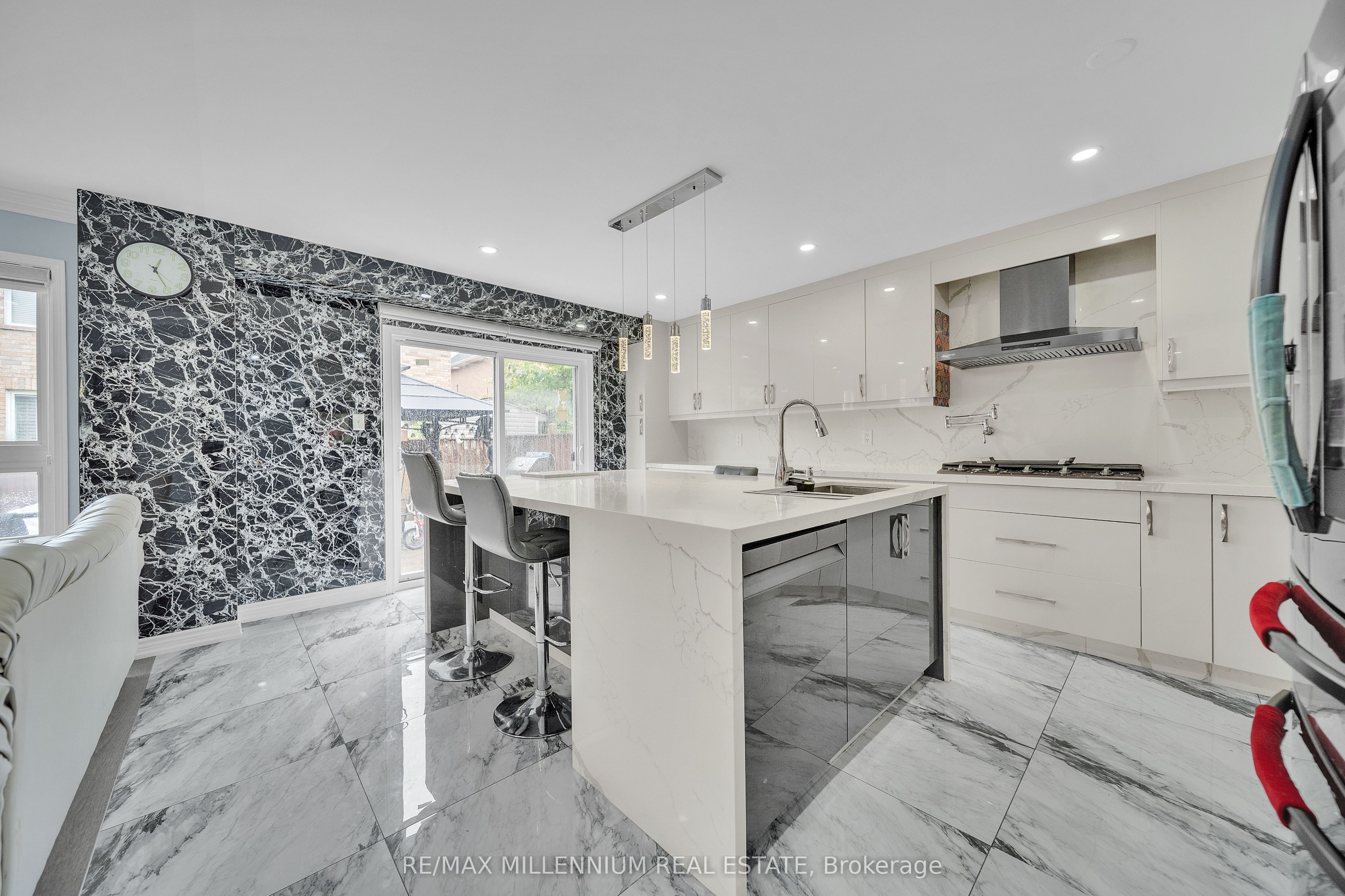 54 Buick Boulevard Property Photo 12