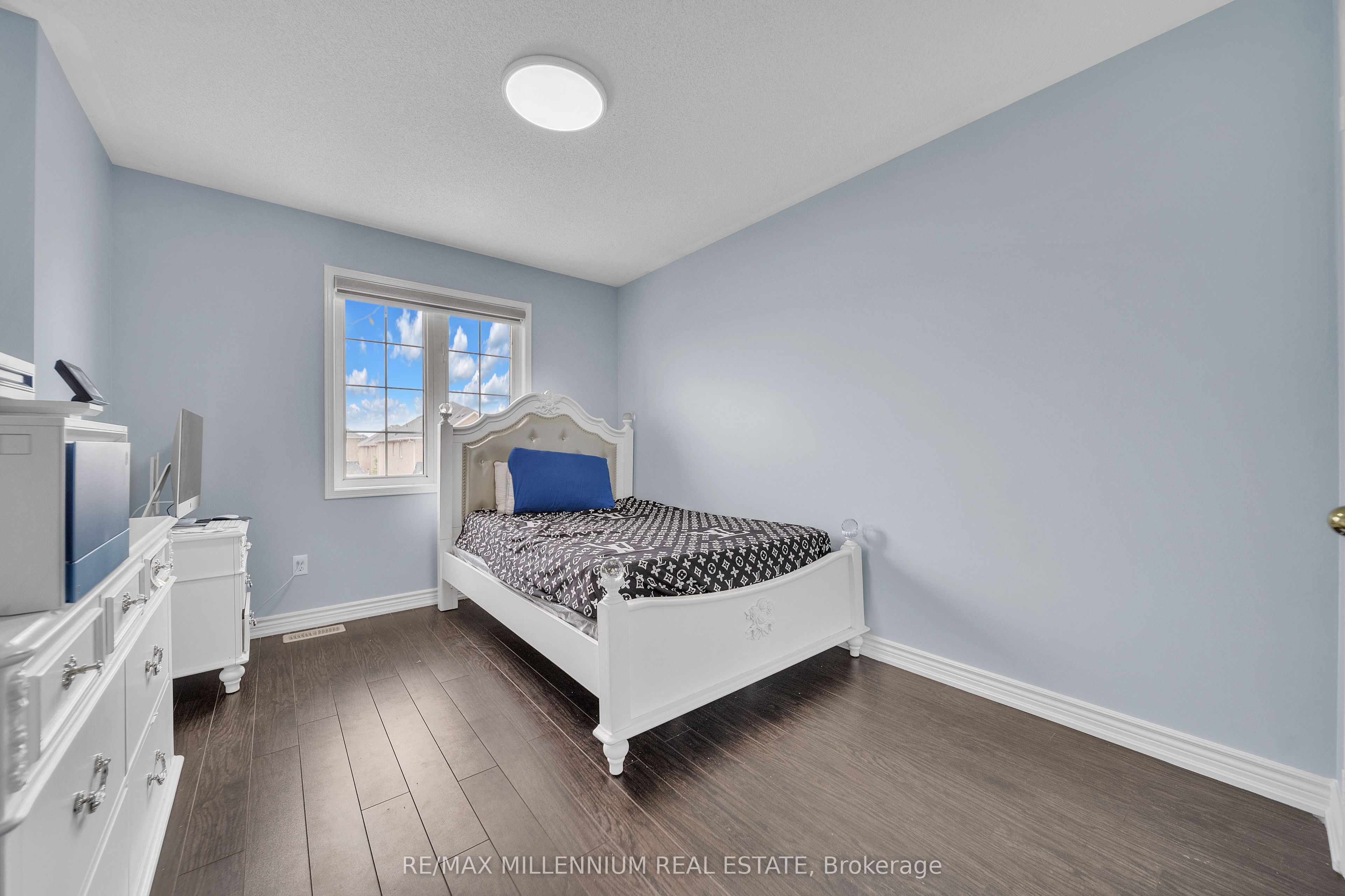 54 Buick Boulevard Property Photo 32