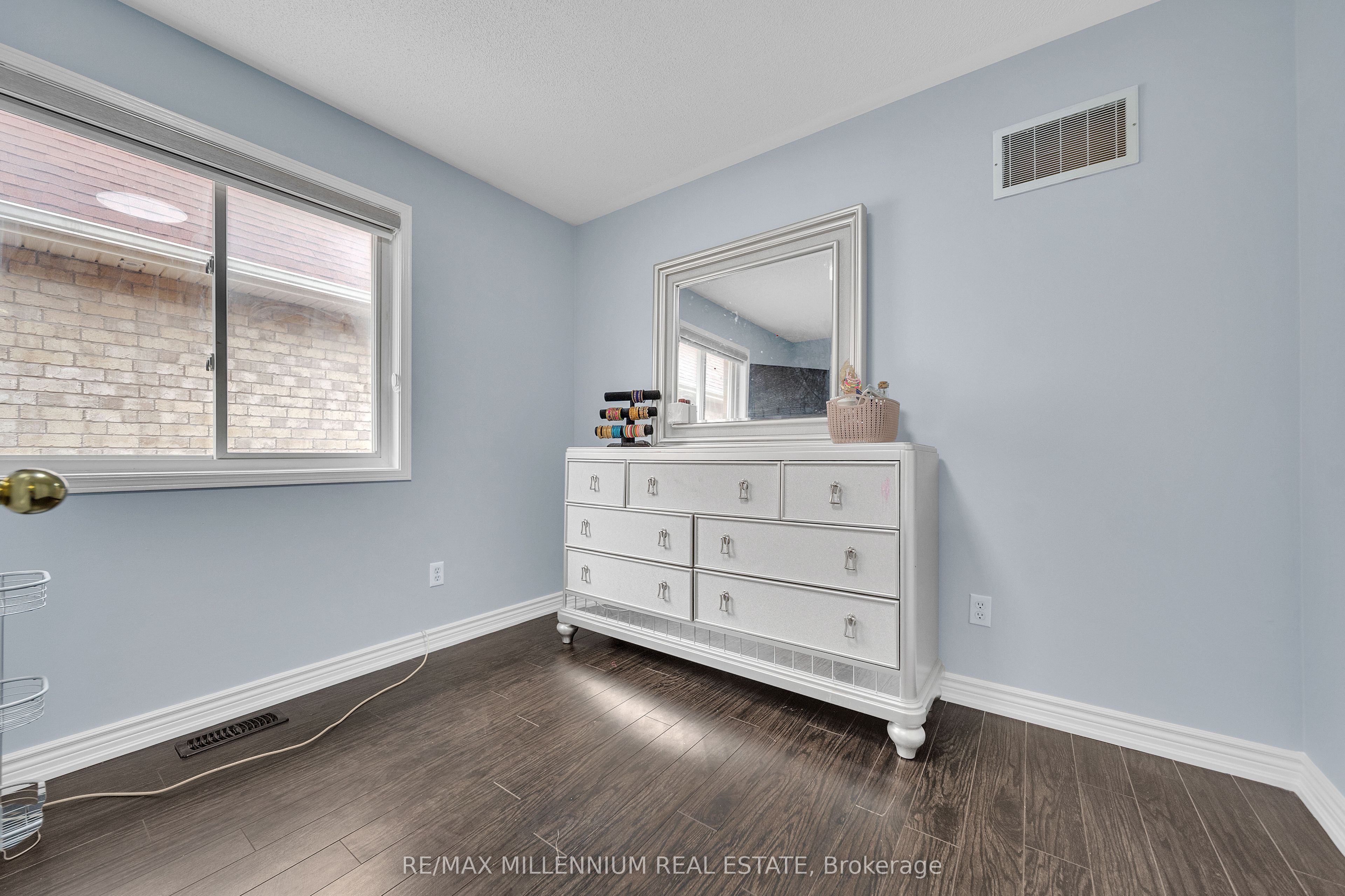 54 Buick Boulevard Property Photo 34