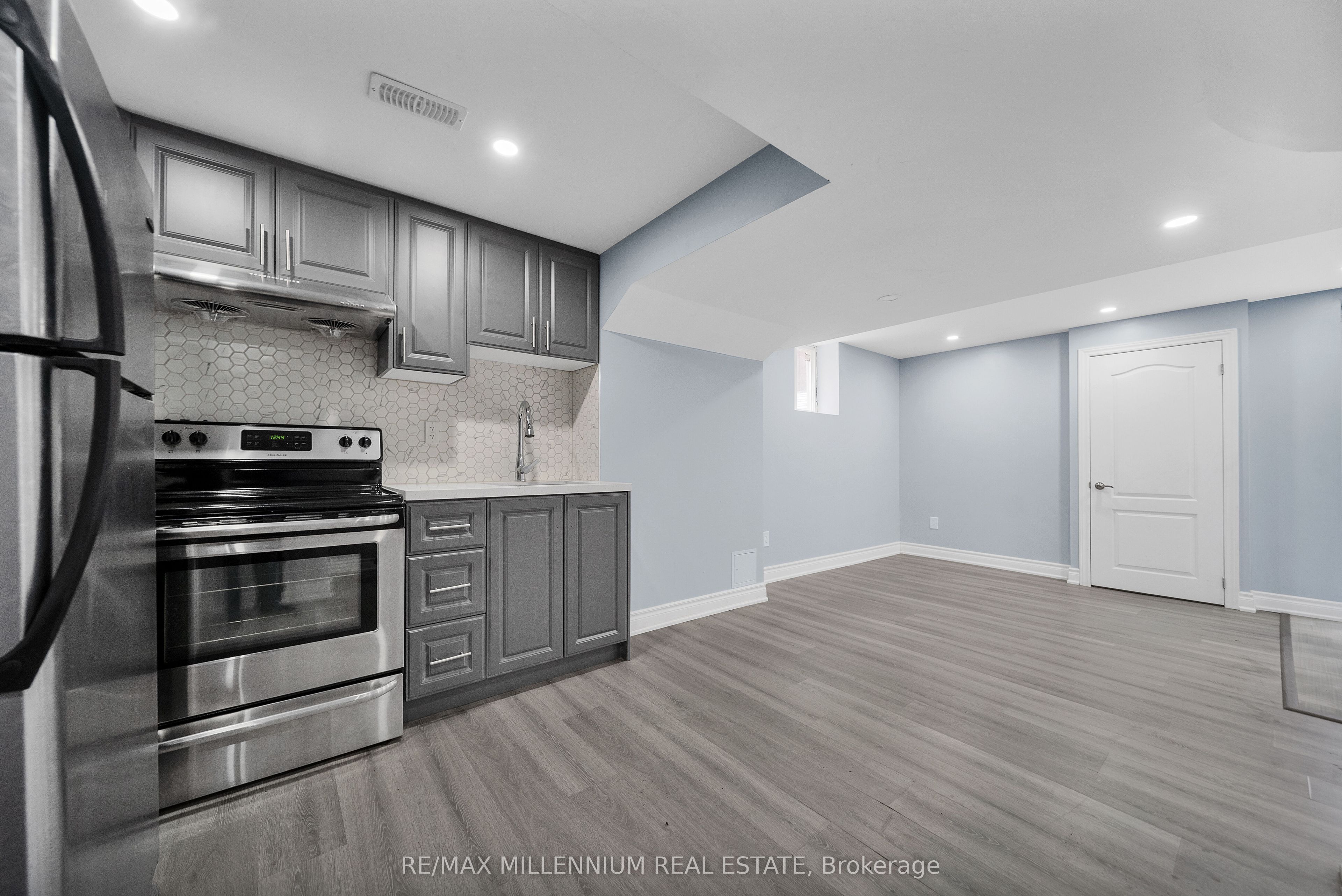 54 Buick Boulevard Property Photo 41