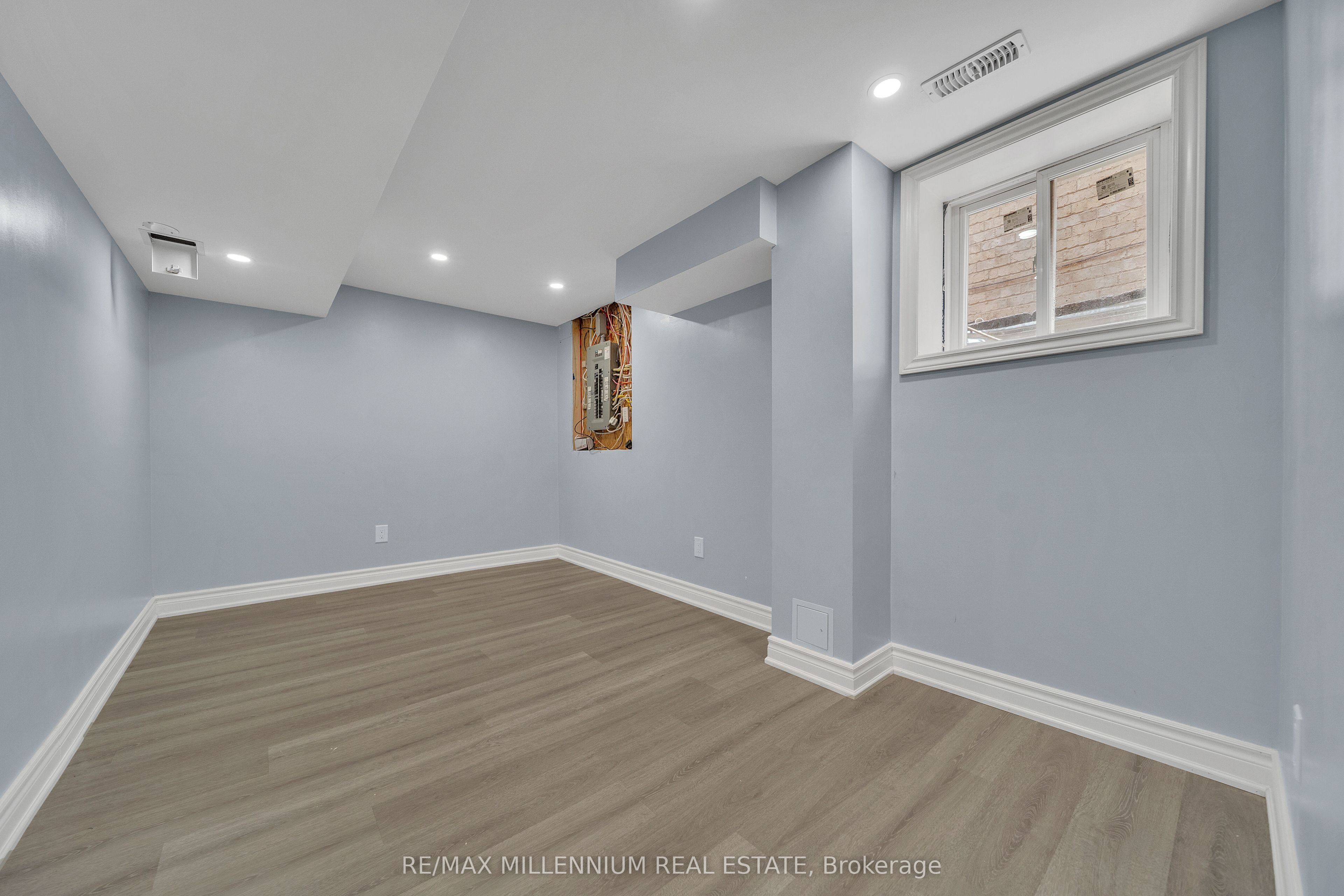 54 Buick Boulevard Property Photo 43