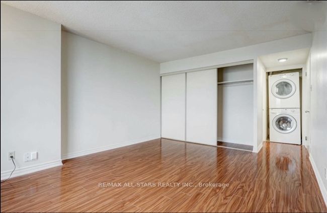 41 Markbrook Lane 1505 Property Photo 7