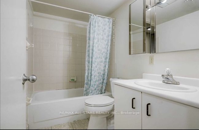 41 Markbrook Lane 1505 Property Photo 10