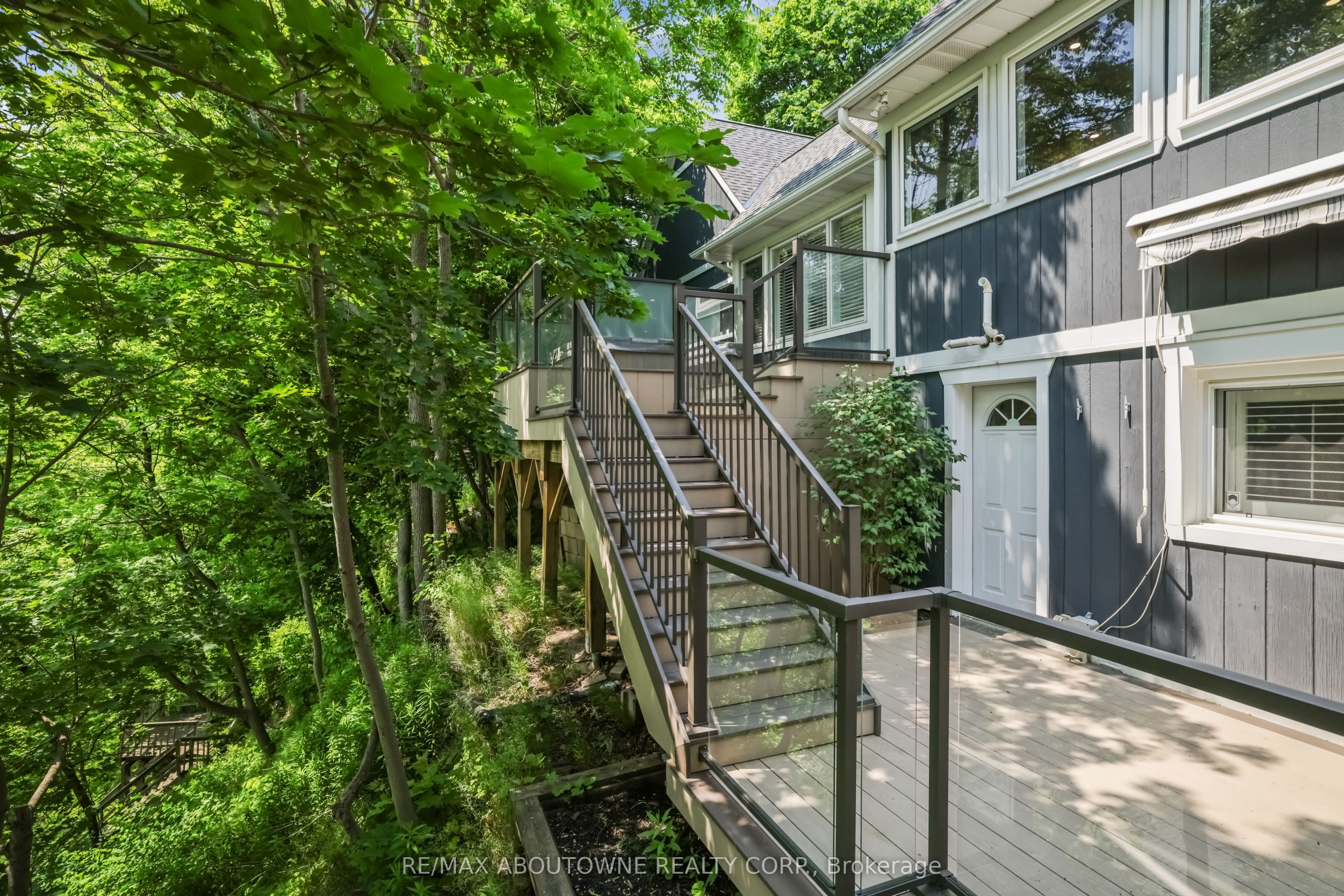 382 Trafalgar Road Property Photo 36