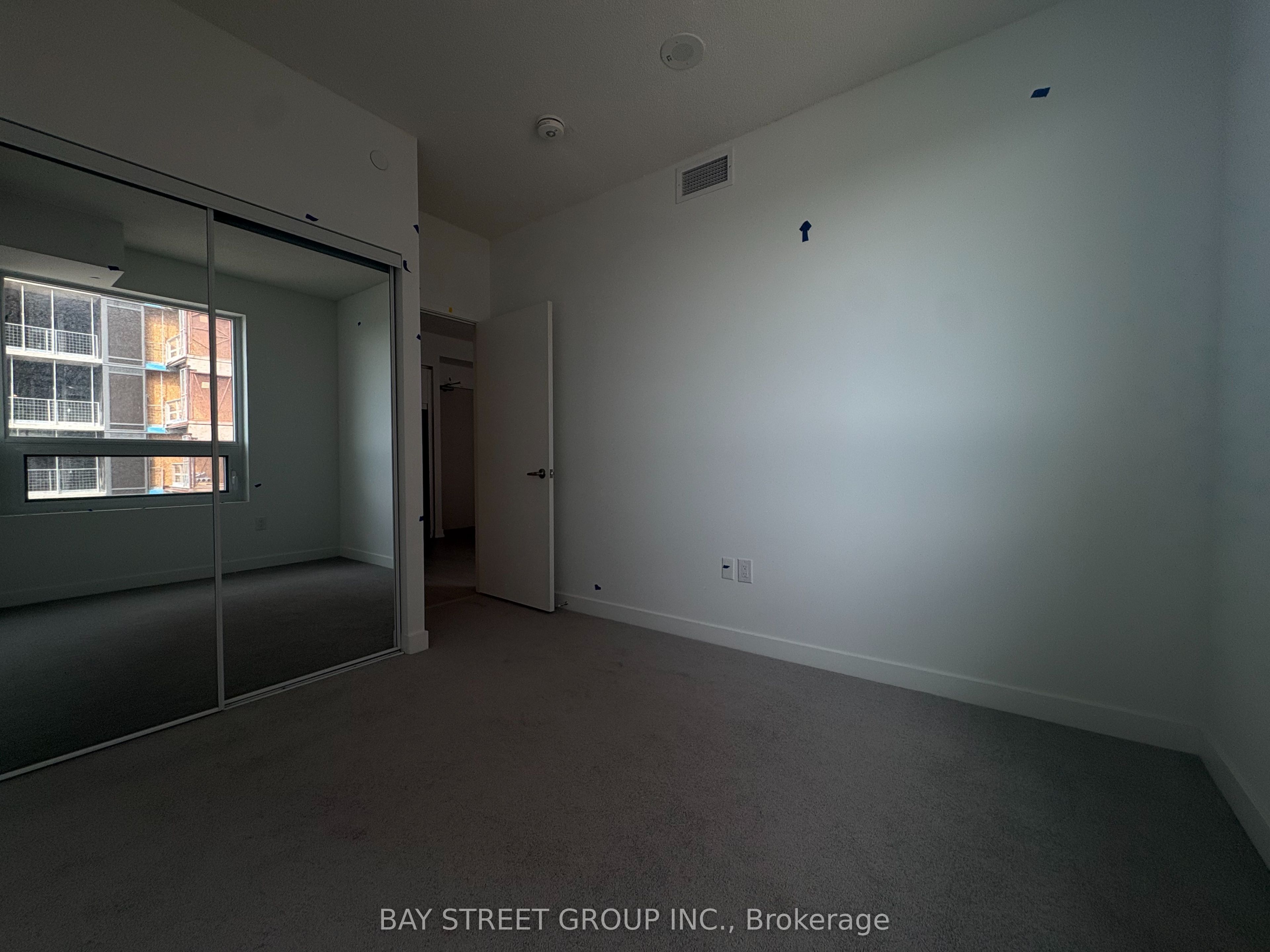 4010 Eglinton Avenue W 2022 Property Photo 8