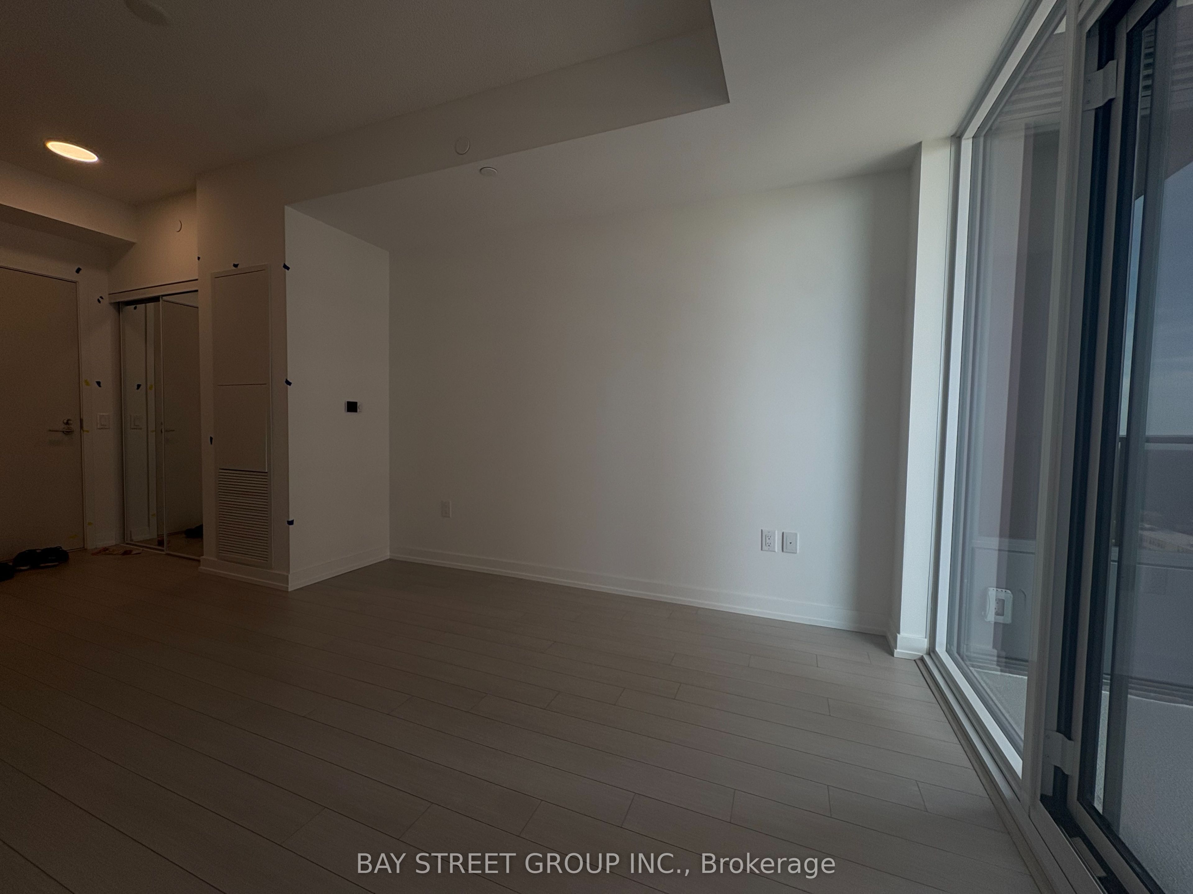 4010 Eglinton Avenue W 2022 Property Photo 12