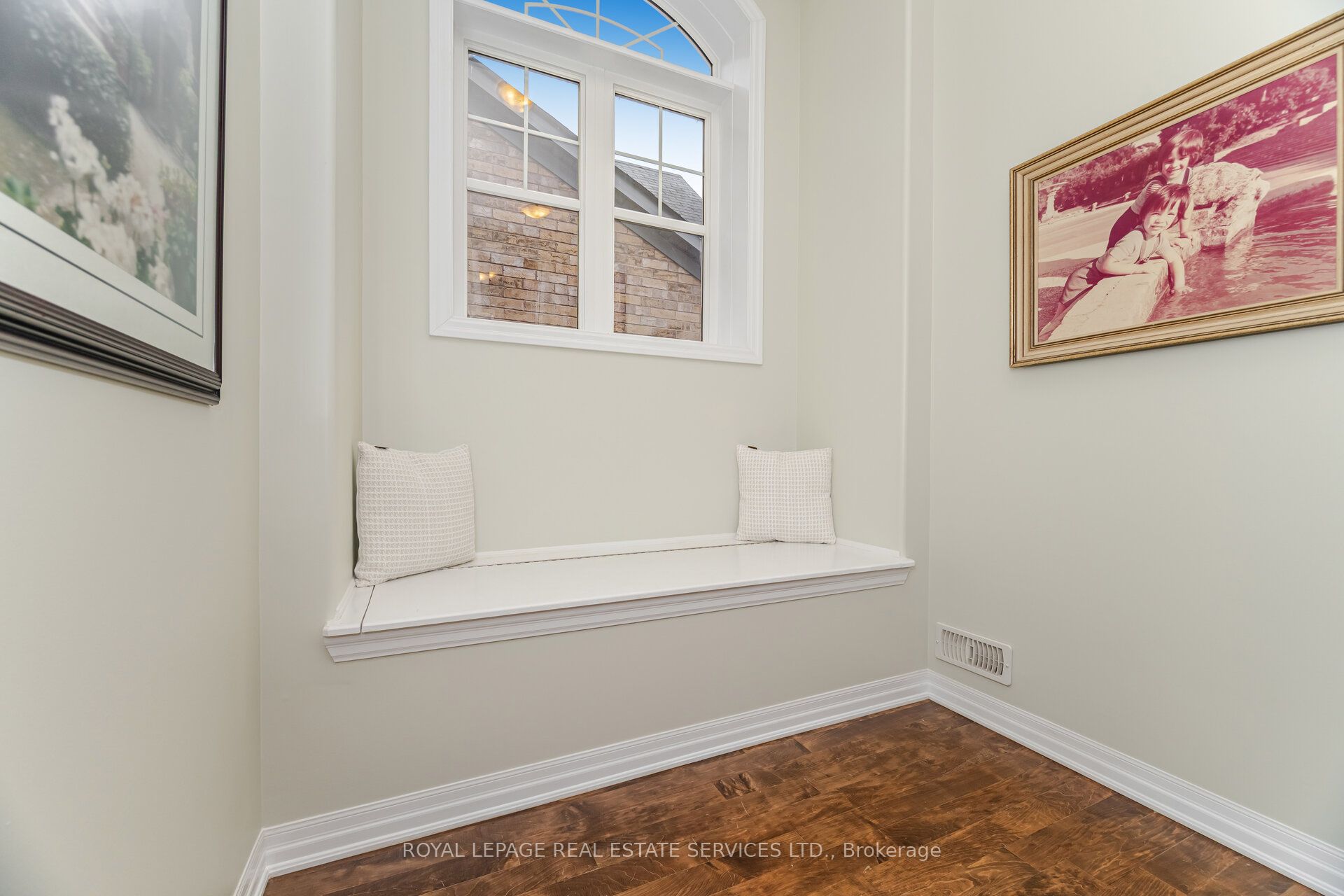 444 Coombs Court Property Photo 24