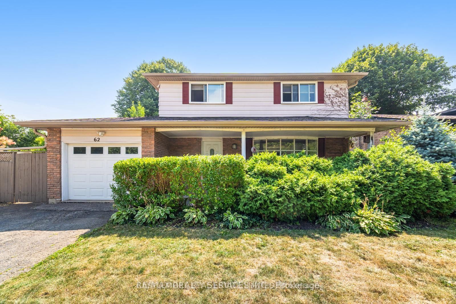 62 Ambleside Drive Property Photo 1