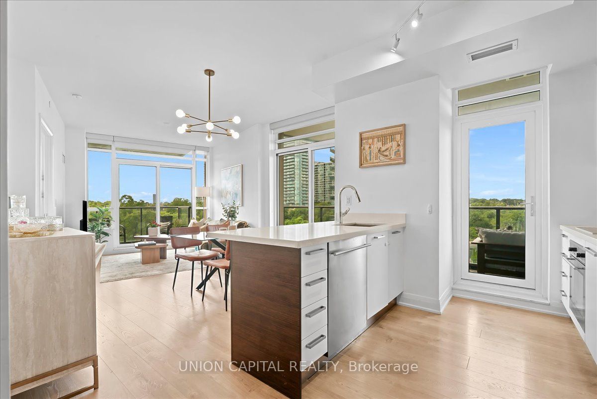 36 Park Lawn Road 505 Property Photo 1