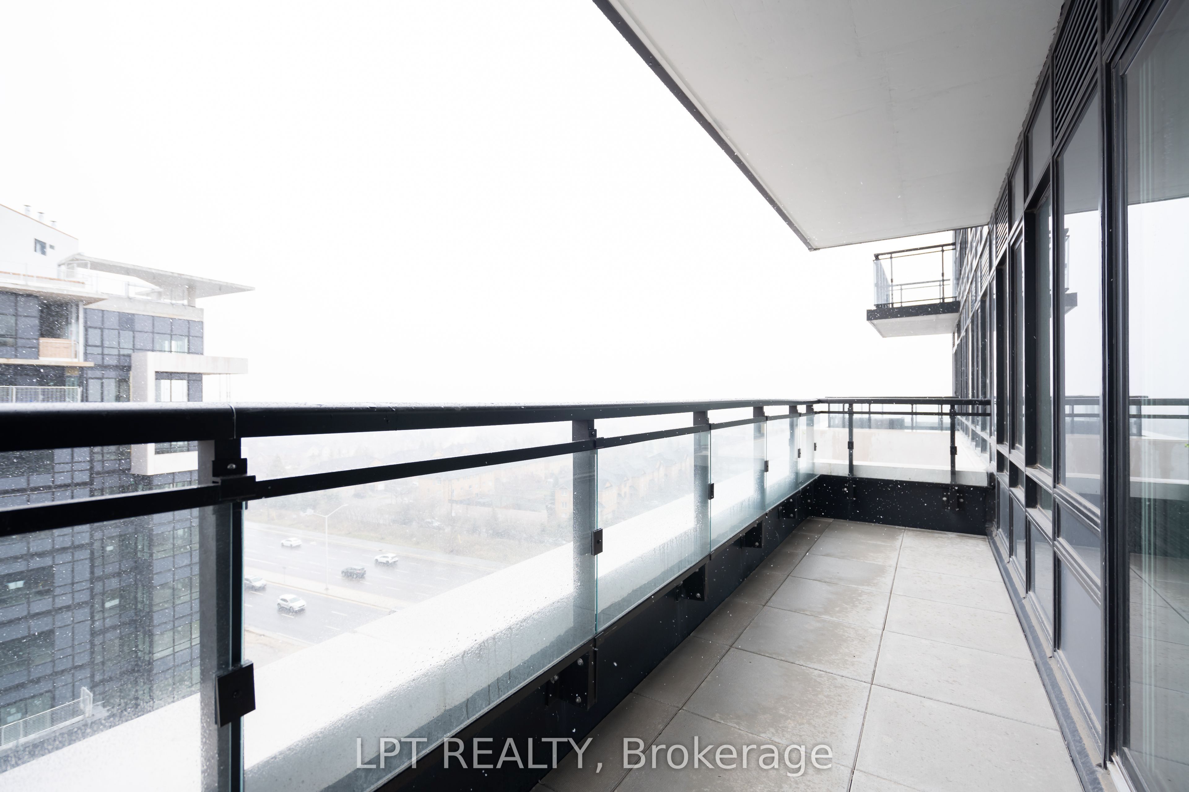 405 Dundas Street W Lph12 Property Photo 18