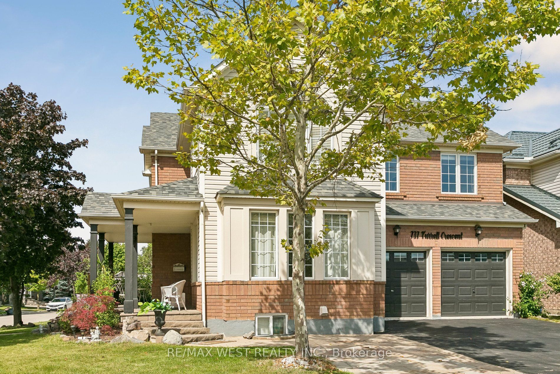 737 Turrell Crescent Property Photo 4